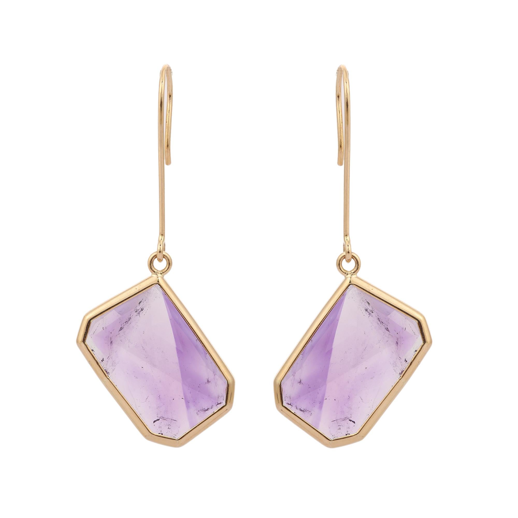 18K Yellow Gold Octagon Cut Amethyst Dangle Earrings In New Condition For Sale In Houston, TX