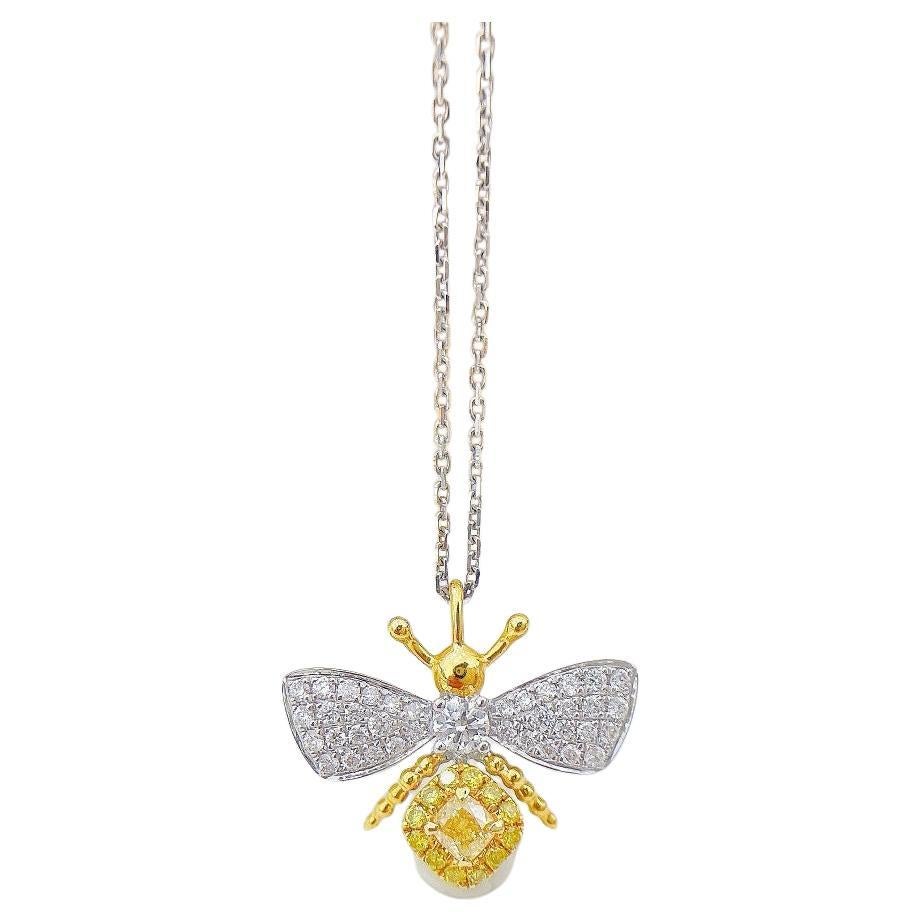 18K Yellow Gold Cushion-Cut Honeybee Pendant Necklace Exquisite Natural Diamonds