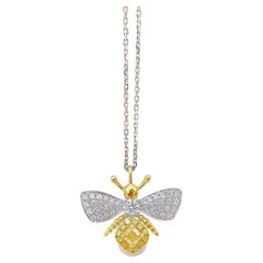 18K Yellow Gold Cushion-Cut Honeybee Pendant Necklace Exquisite Natural Diamonds