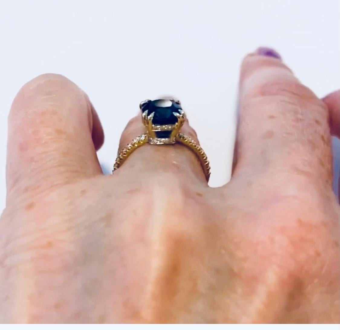 18k Yellow Gold Cushion Cut Peacock Blue Spinel Engagement Ring For Sale 5