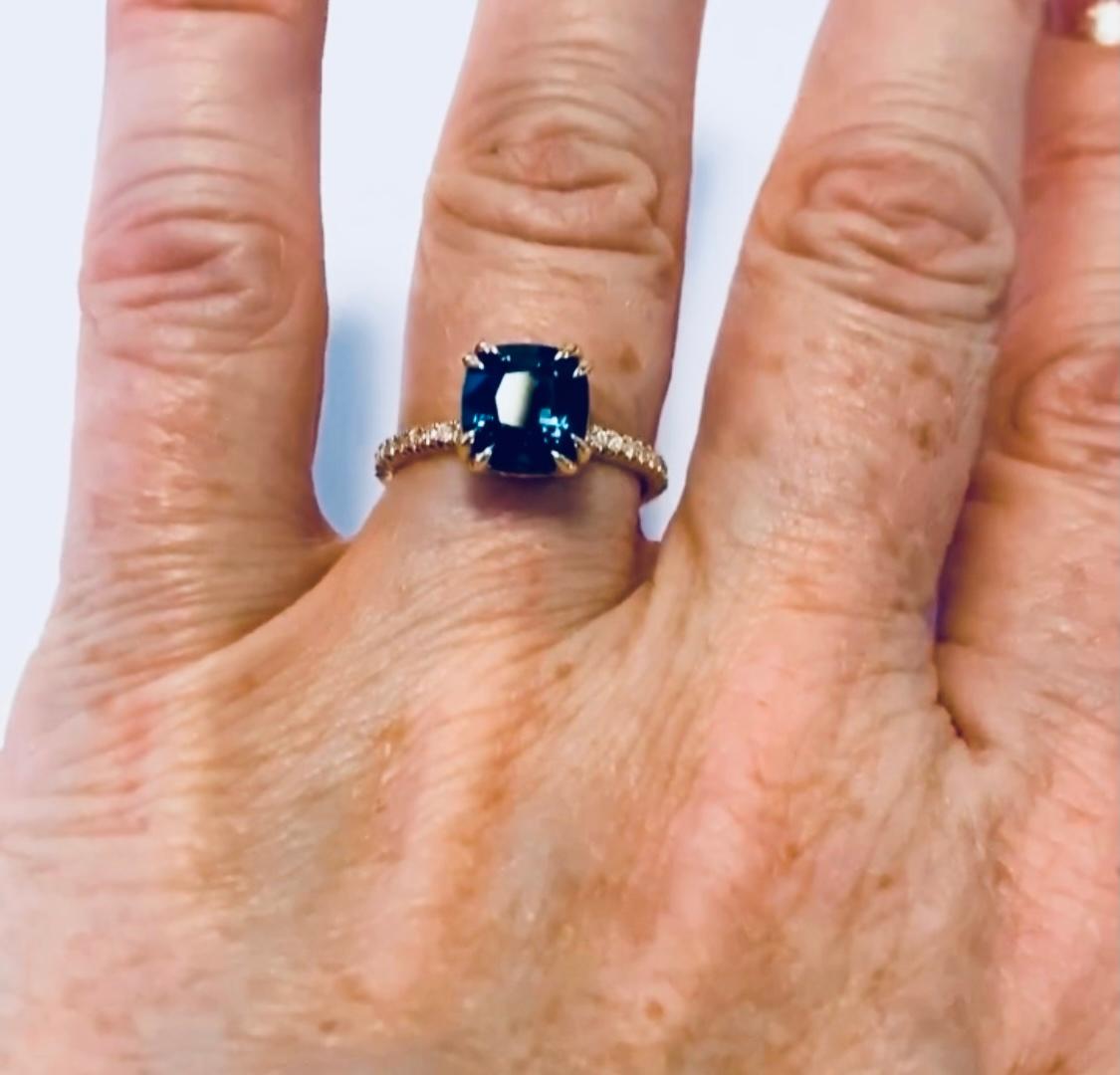 18k Yellow Gold Cushion Cut Peacock Blue Spinel Engagement Ring For Sale 2