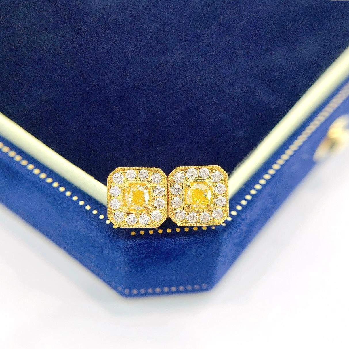 Women's or Men's 18K Yellow Gold Cushion-Cut Yellow Diamond & Diamond Stud Earrings For Sale