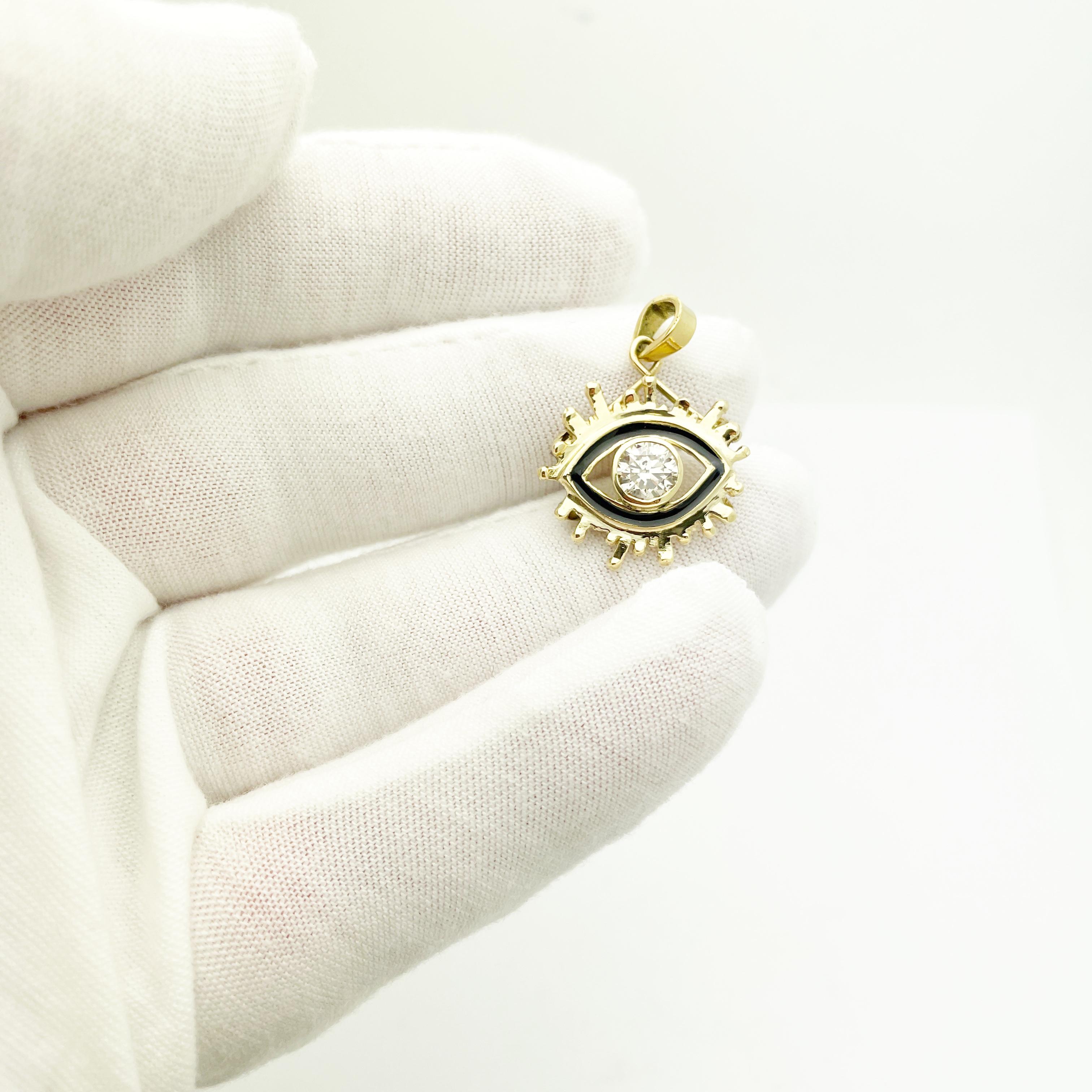 Pendentif en or jaune 18 carats avec diamants et émail 0,90 carat « Eye » certifiés GIA, fait sur mesure 1