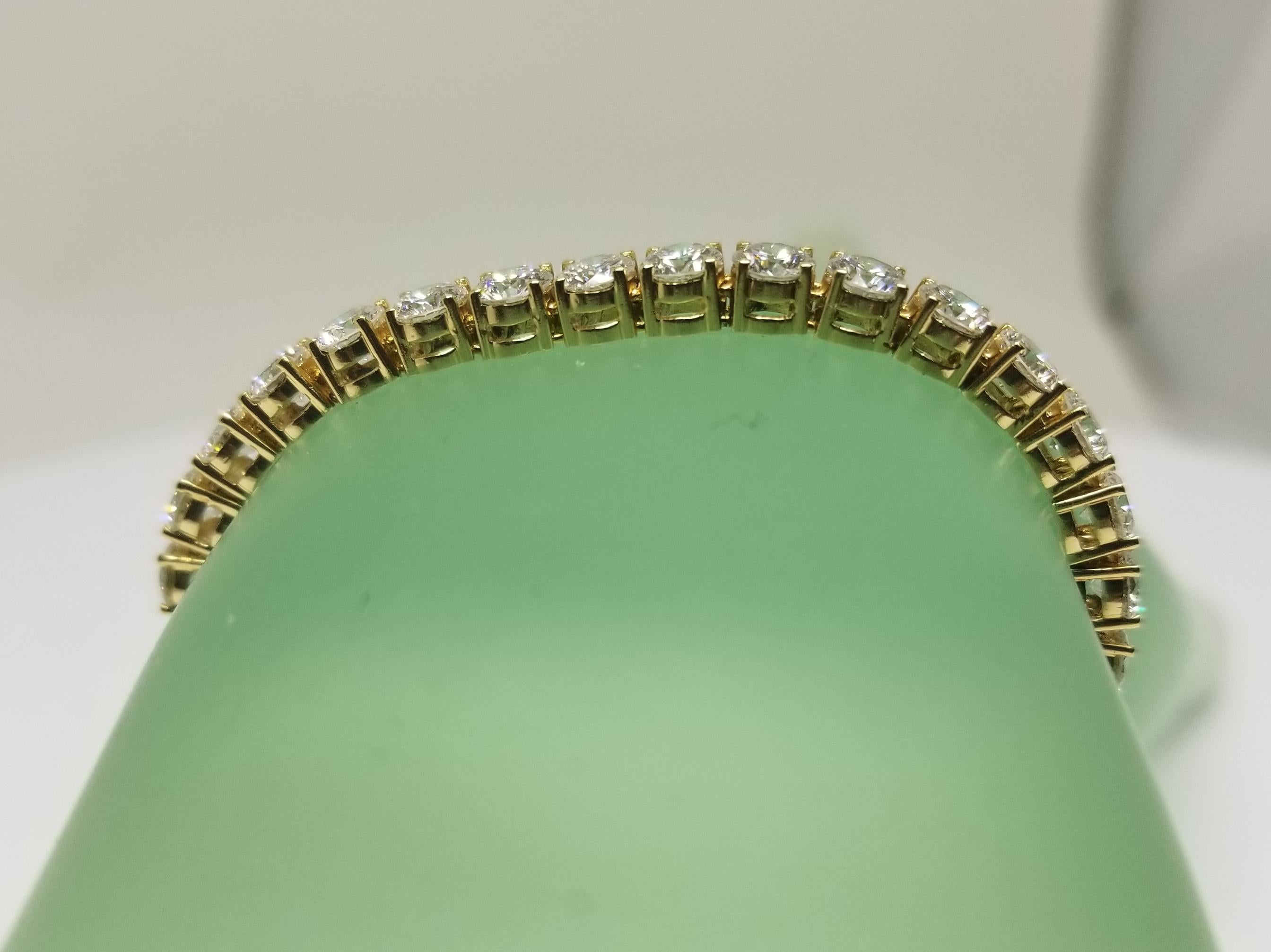 Round Cut 18 Karat Gold Custom Made Tennis Bracelet with 38 Round Diamonds 9.50 Carat