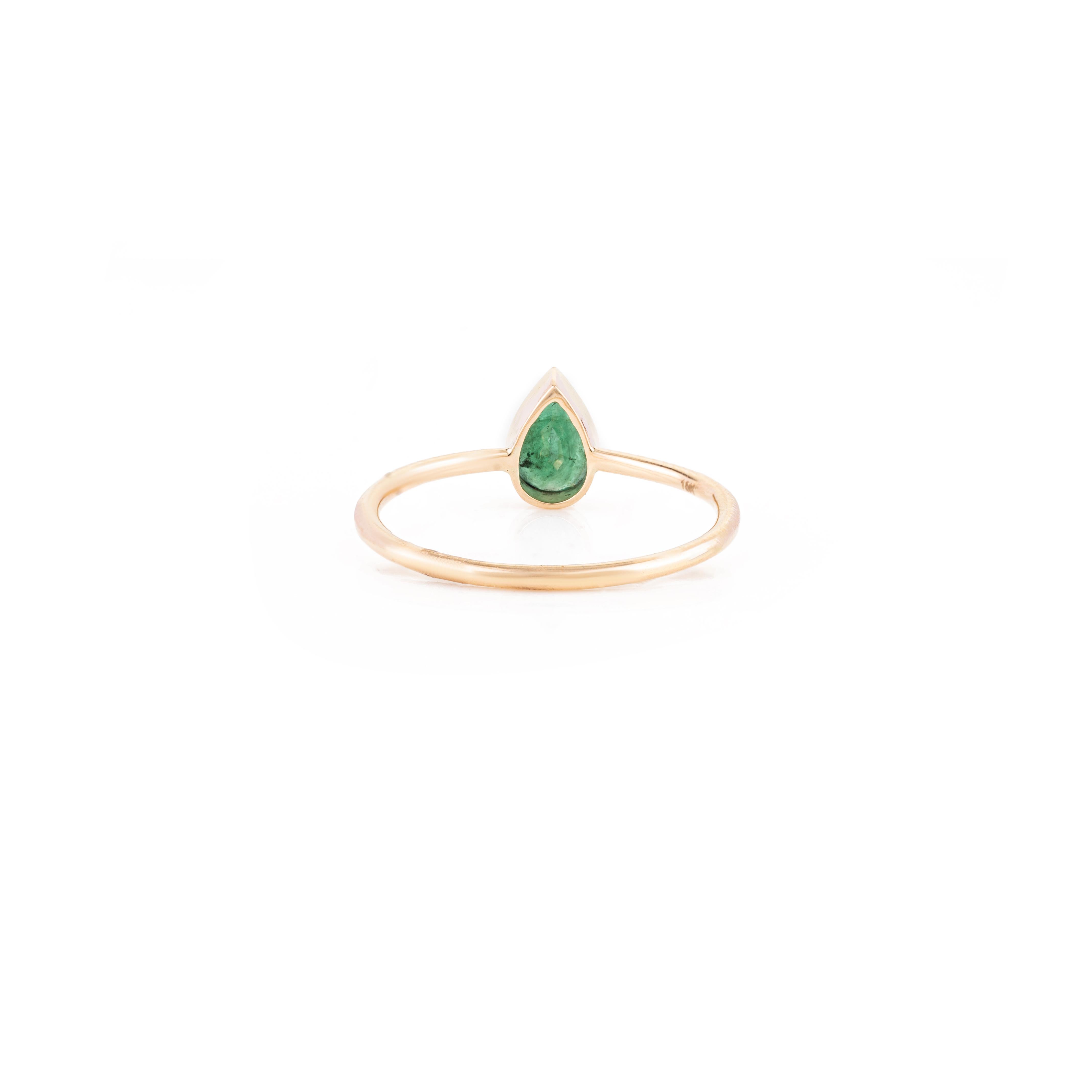 For Sale:  18k Yellow Gold Pear Bezel Set Emerald Solitaire Everyday Ring for Her 6