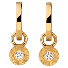18K Yellow Gold Dangle Earrings with 0.26 ct VS Diamonds