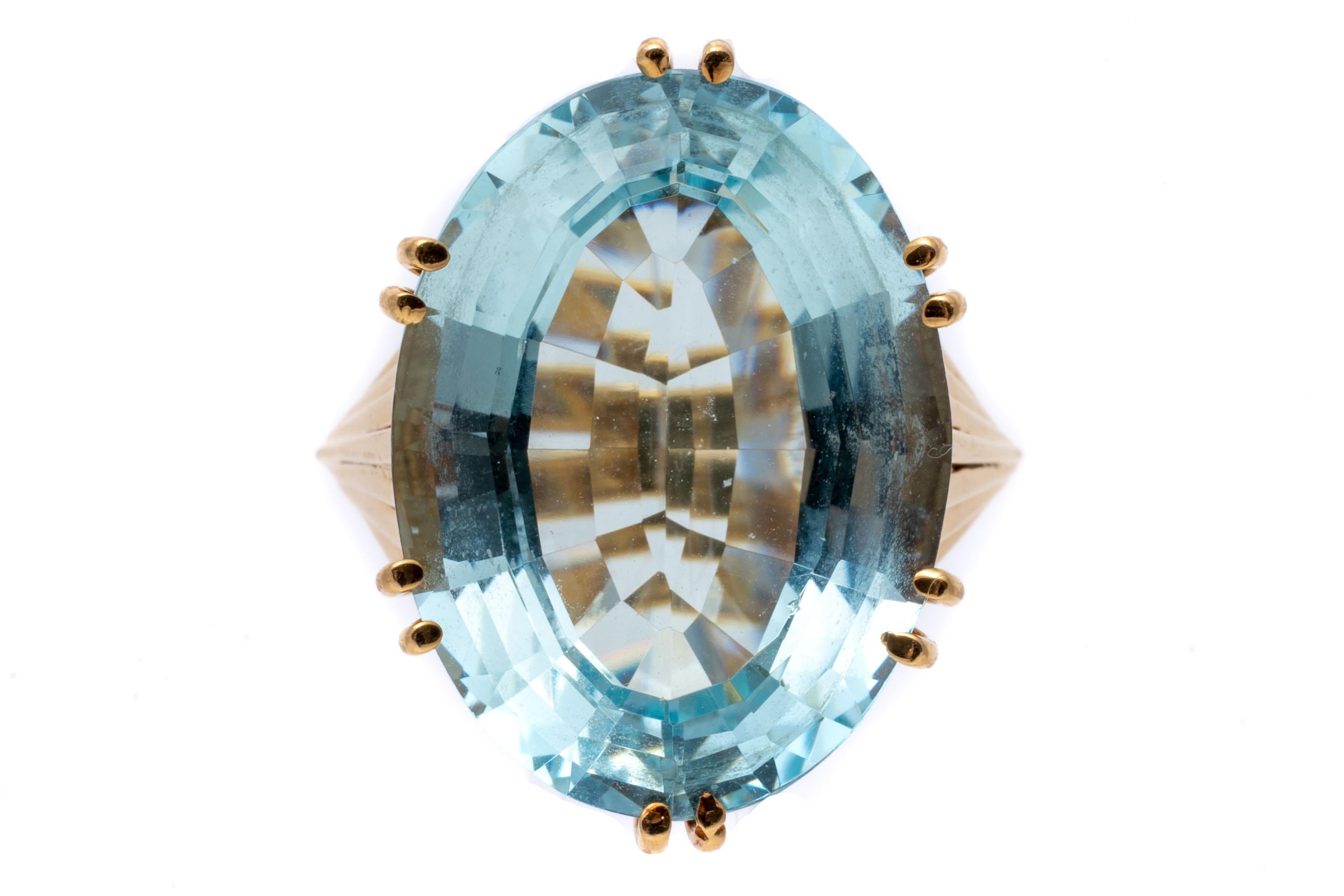 18k Yellow Gold Deco Style Oval Aquamarine Ring, App. 16.36 CTS For Sale 2
