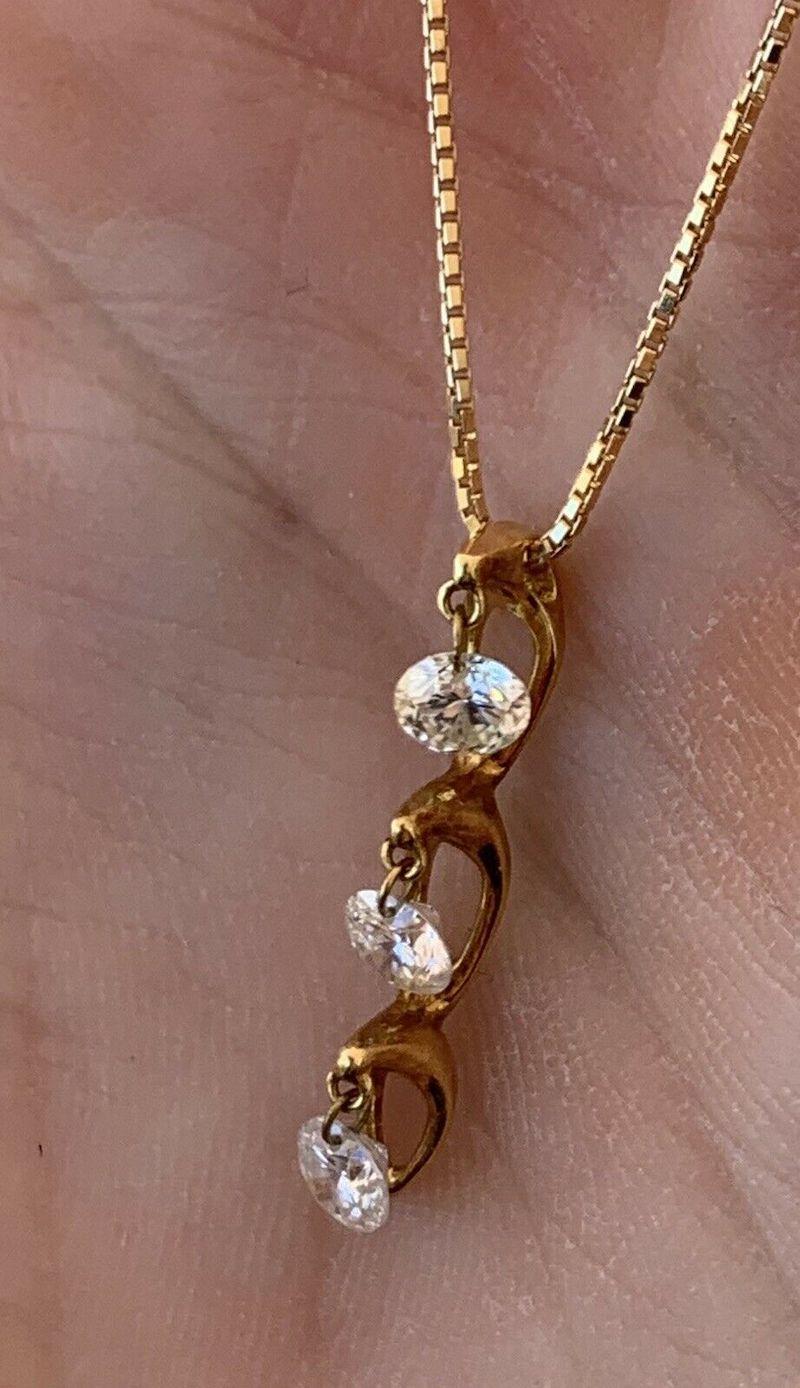 Women's or Men's 18 Karat Yellow Gold and Diamond 3-Stone Drop Pendant Necklace 0.50 Carat For Sale
