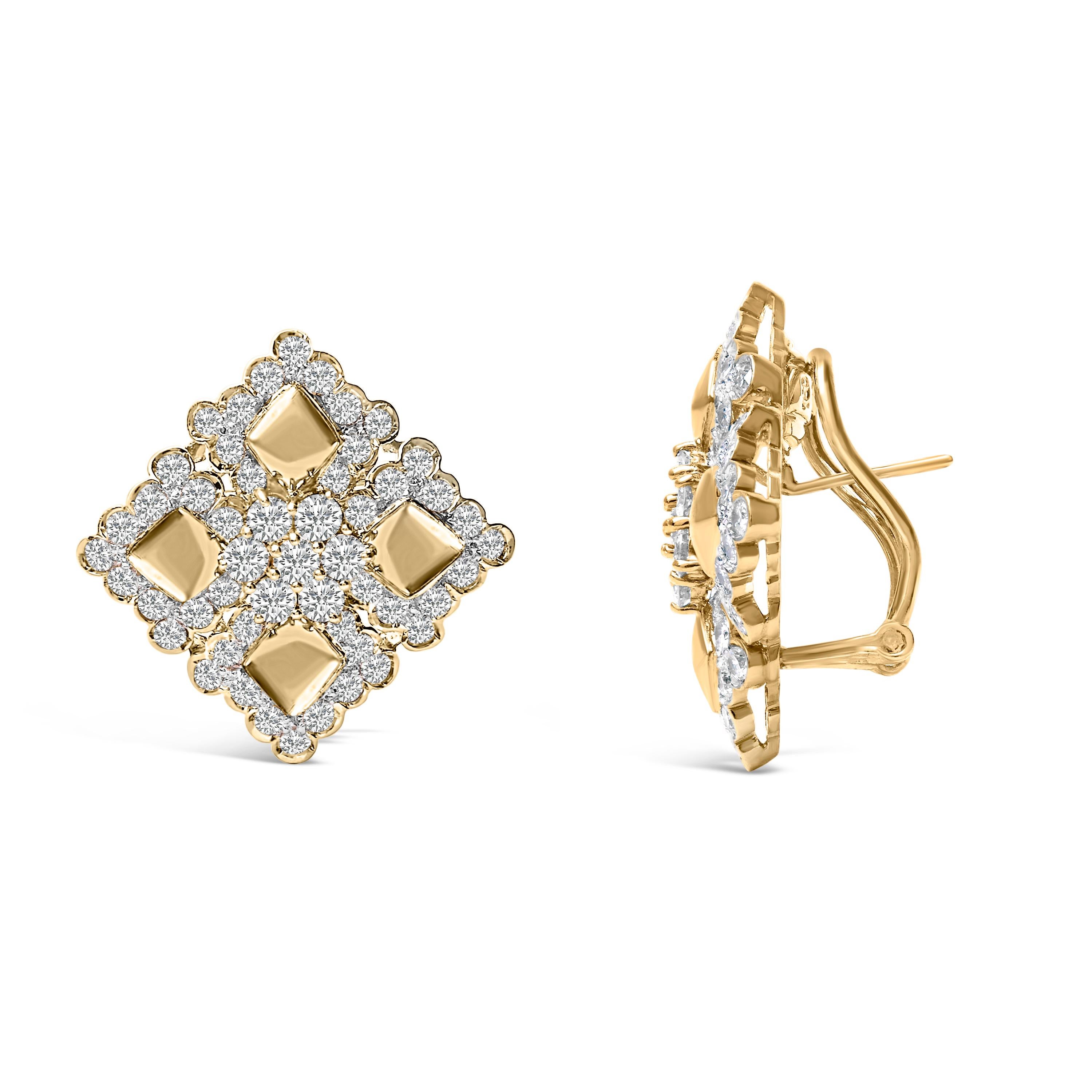 Moderno 18K Yellow Gold Diamond 5 1/5 Cttw Geometric Cluster Stud Earrings in vendita