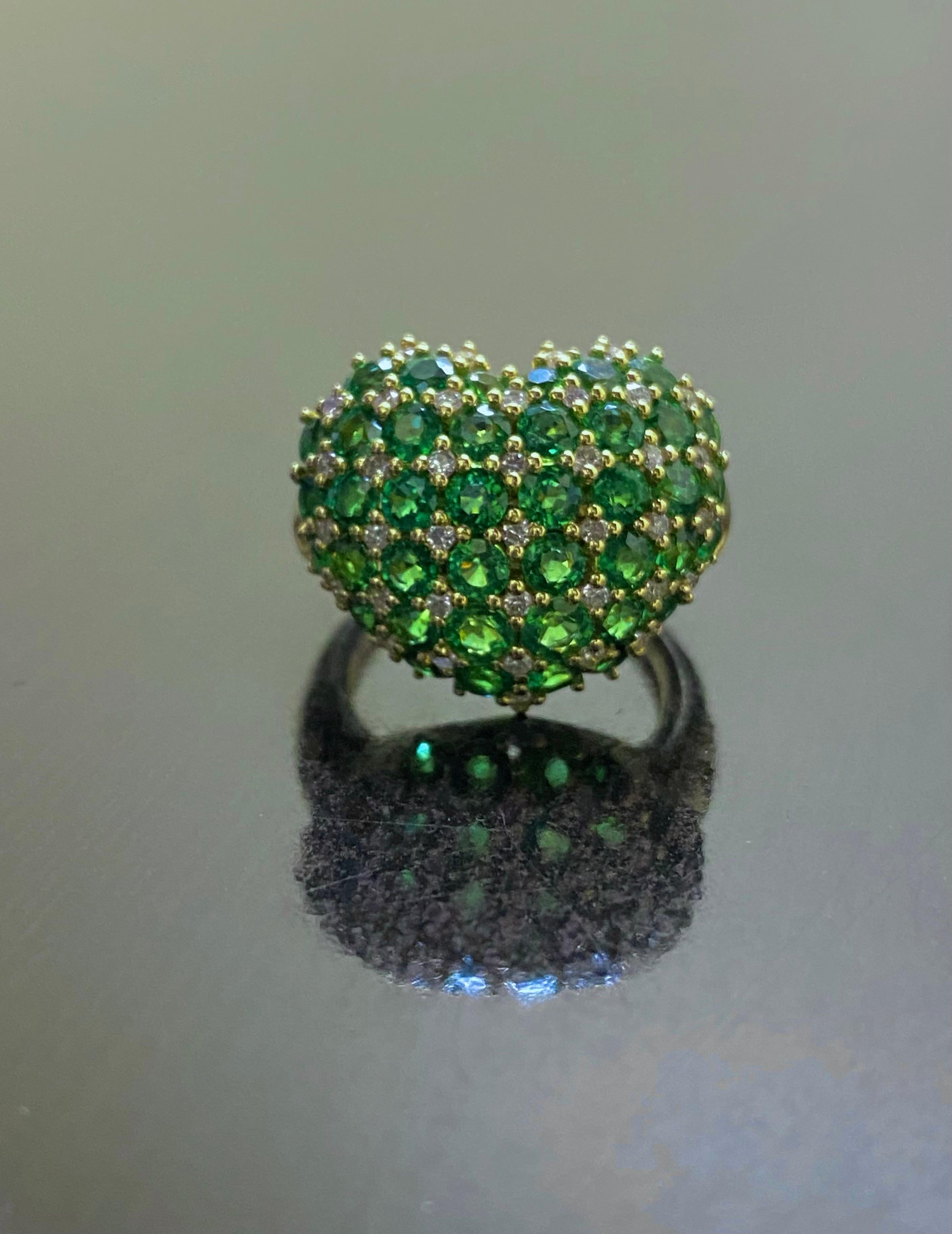 18K Yellow Gold Diamond 5.24 Carat Tsavorite Garnet Heart Ring For Sale 4