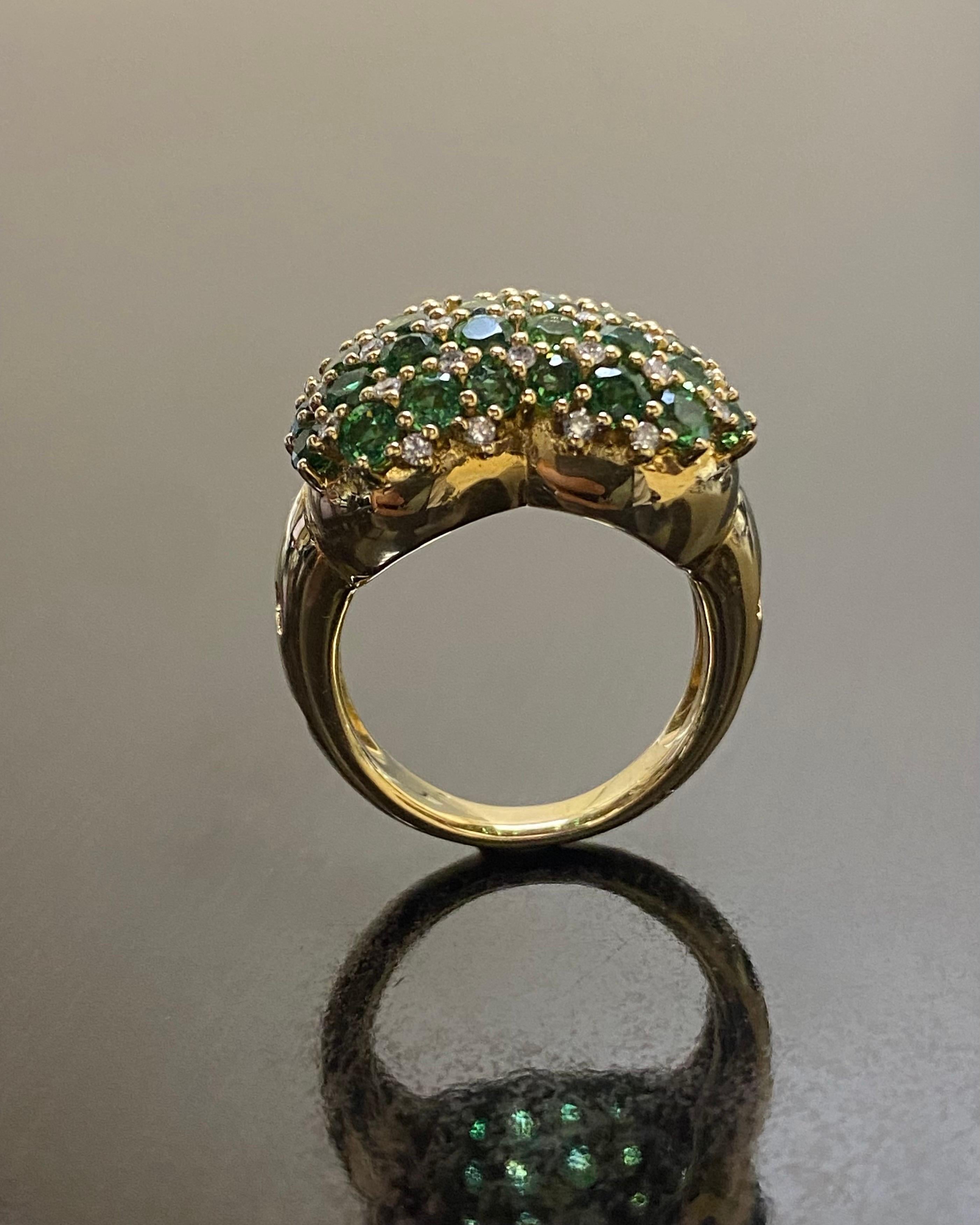 Modern 18K Yellow Gold Diamond 5.24 Carat Tsavorite Garnet Heart Ring For Sale