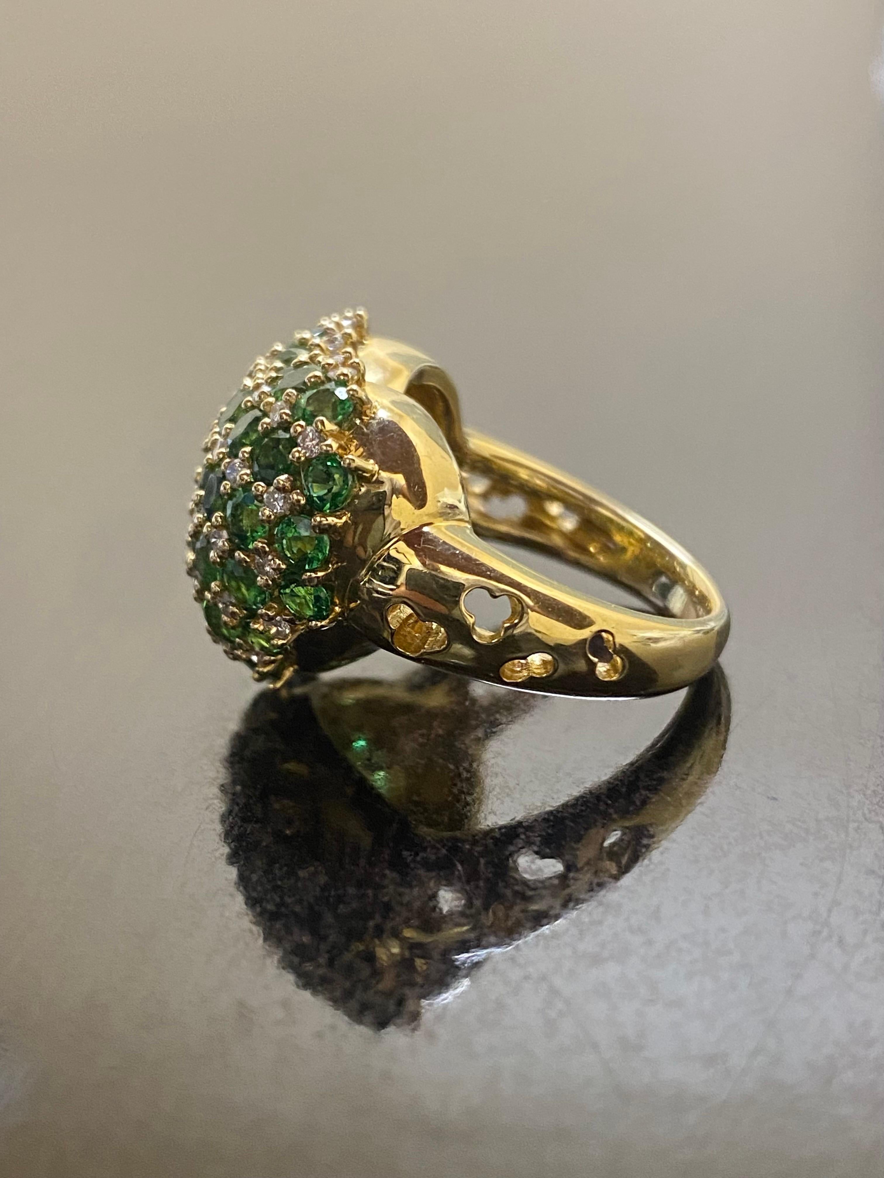 18K Yellow Gold Diamond 5.24 Carat Tsavorite Garnet Heart Ring In New Condition For Sale In Los Angeles, CA