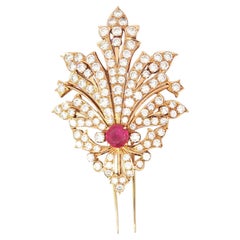 Alfiler de oro amarillo de 18k con diamantes y rubí birmano certificado AGL