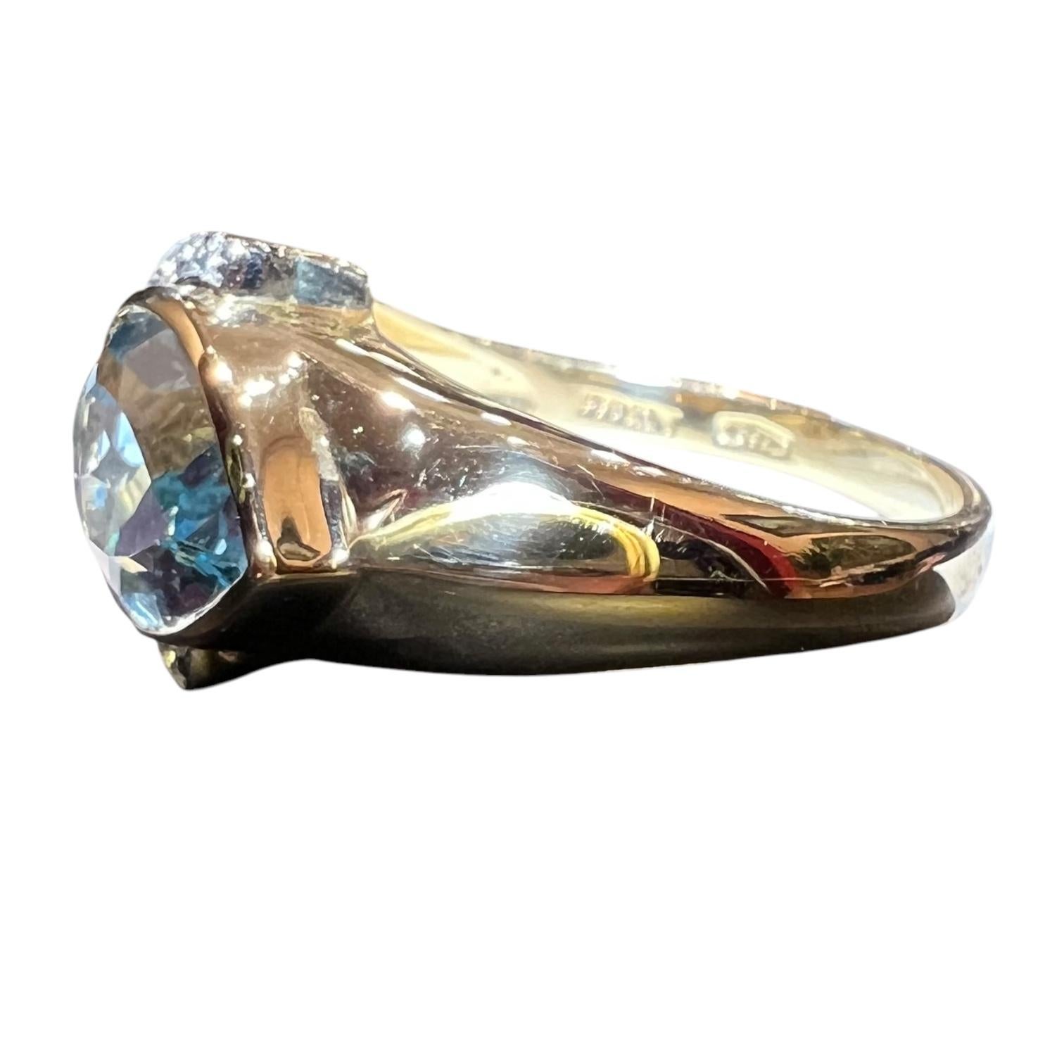 Pear Cut 18k Yellow Gold Diamond And Blue Topaz Ring For Sale