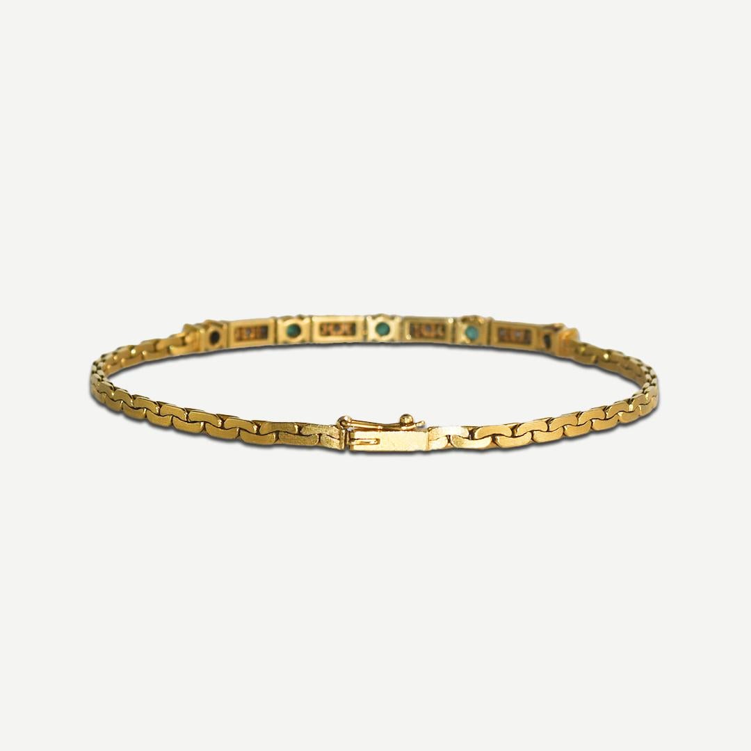 18K Yellow Gold Diamond and Emerald Bracelet 8.8g In Excellent Condition In Laguna Beach, CA