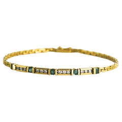 18K Yellow Gold Diamond and Emerald Bracelet 8.8g