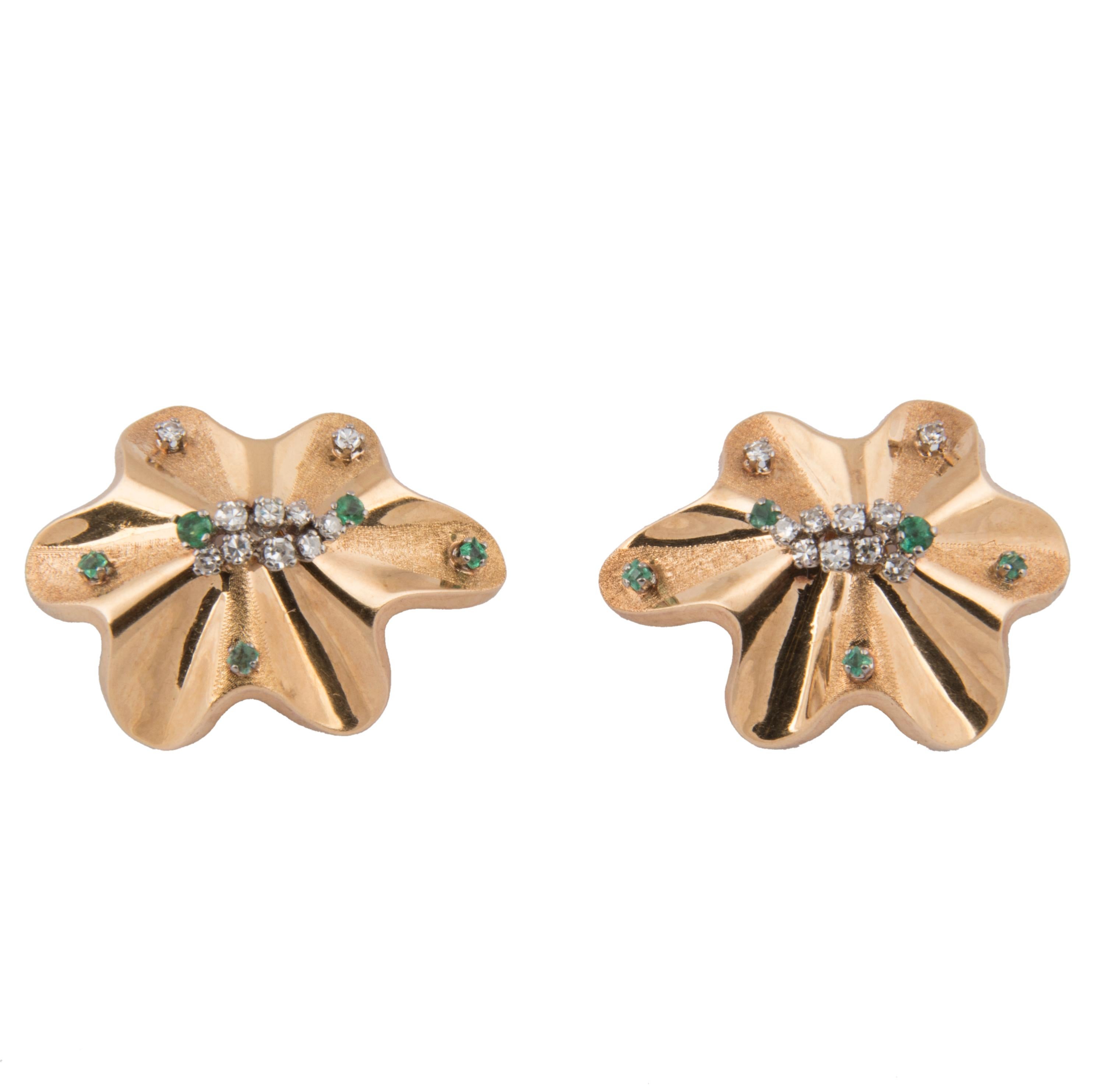 18k Yellow Gold Diamond and Emerald Clip-On Earrings For Sale 1