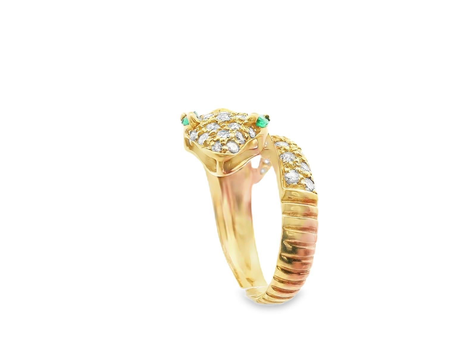 18K Yellow Gold Diamond and Emerald Snake Ring For Sale 1