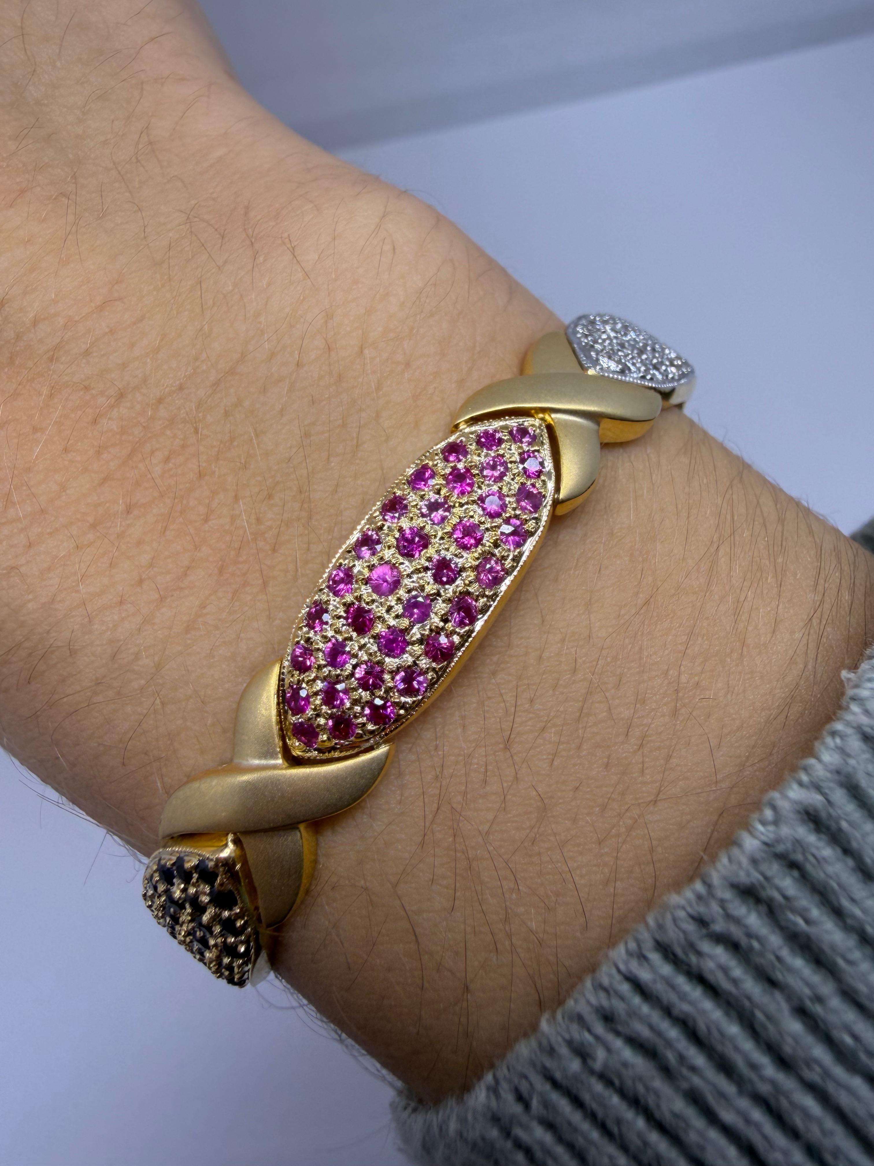 Bracelet en or jaune 18K avec diamants et saphirs multicolores en vente 2