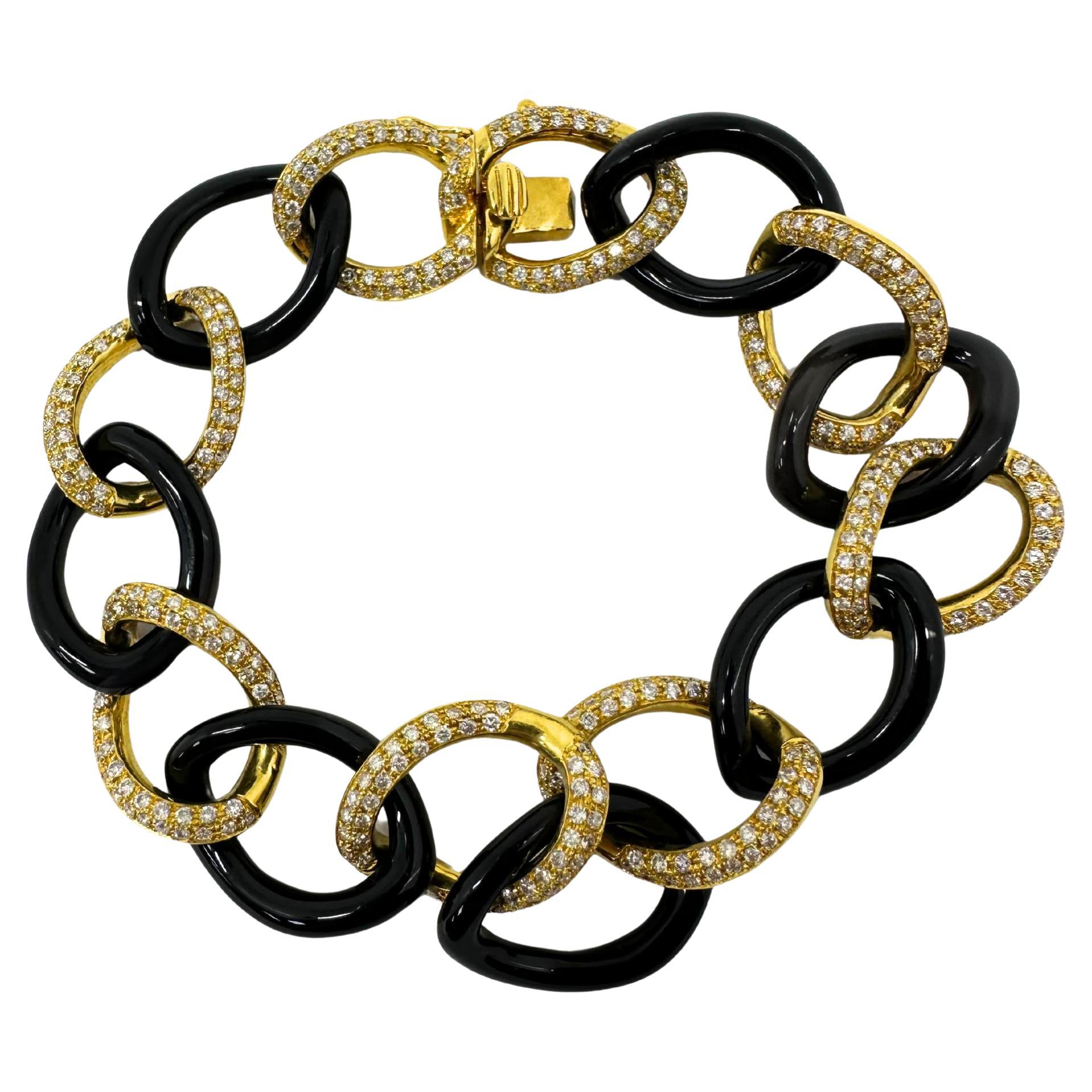 18K Yellow Gold Diamond and Onyx Link Bracelet