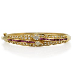 18K Yellow Gold Diamond and Ruby Bangle 2.00ct Vintage 18K Yellow Gold Diamond and Ruby Bangle 2.00ct