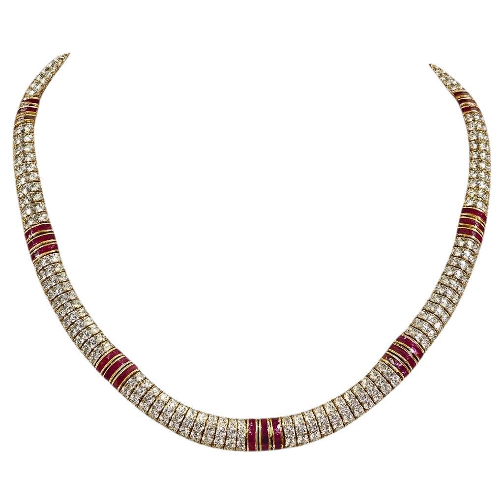 Collana e bracciale in oro giallo 18K con diamanti e rubini