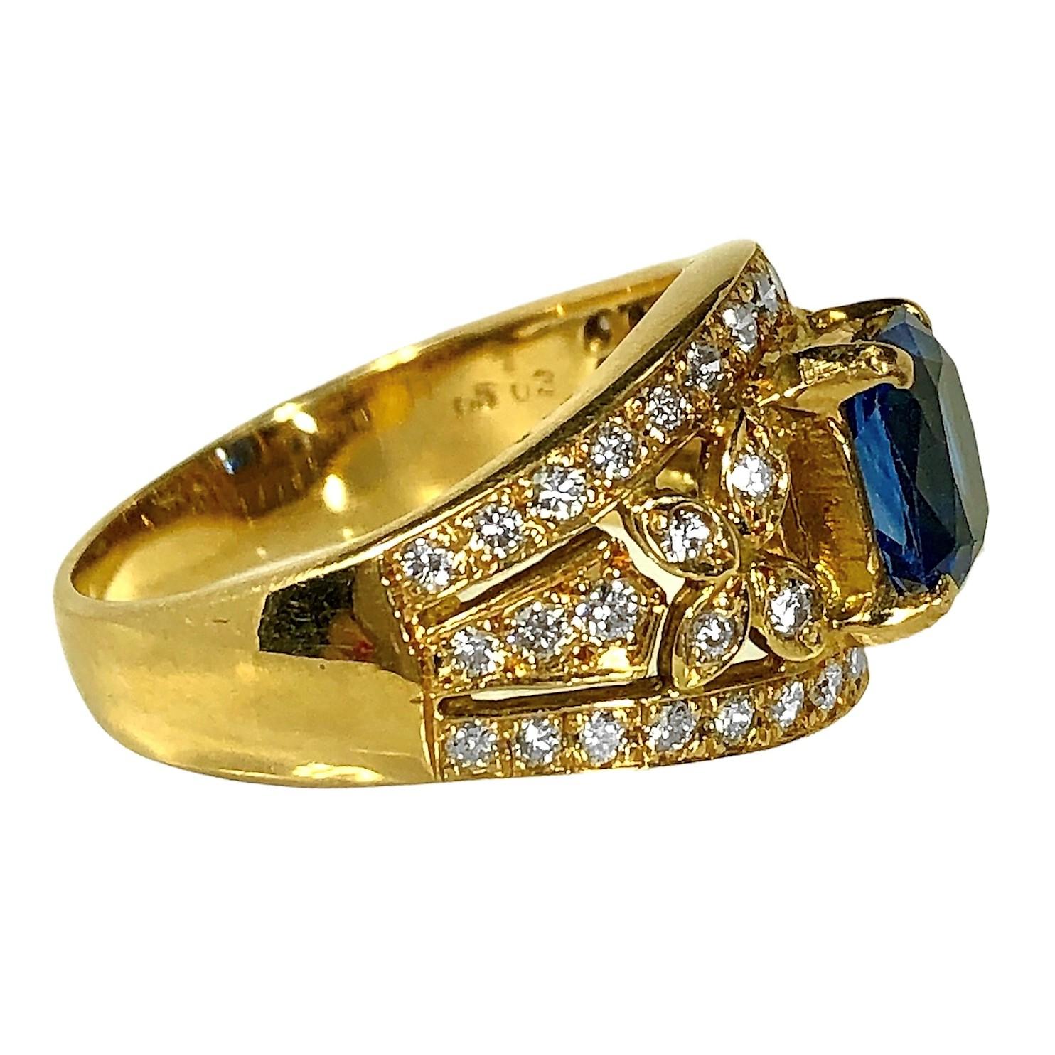 Women's 18K Yellow Gold, Diamond and Sapphire Cocktail Ring For Sale
