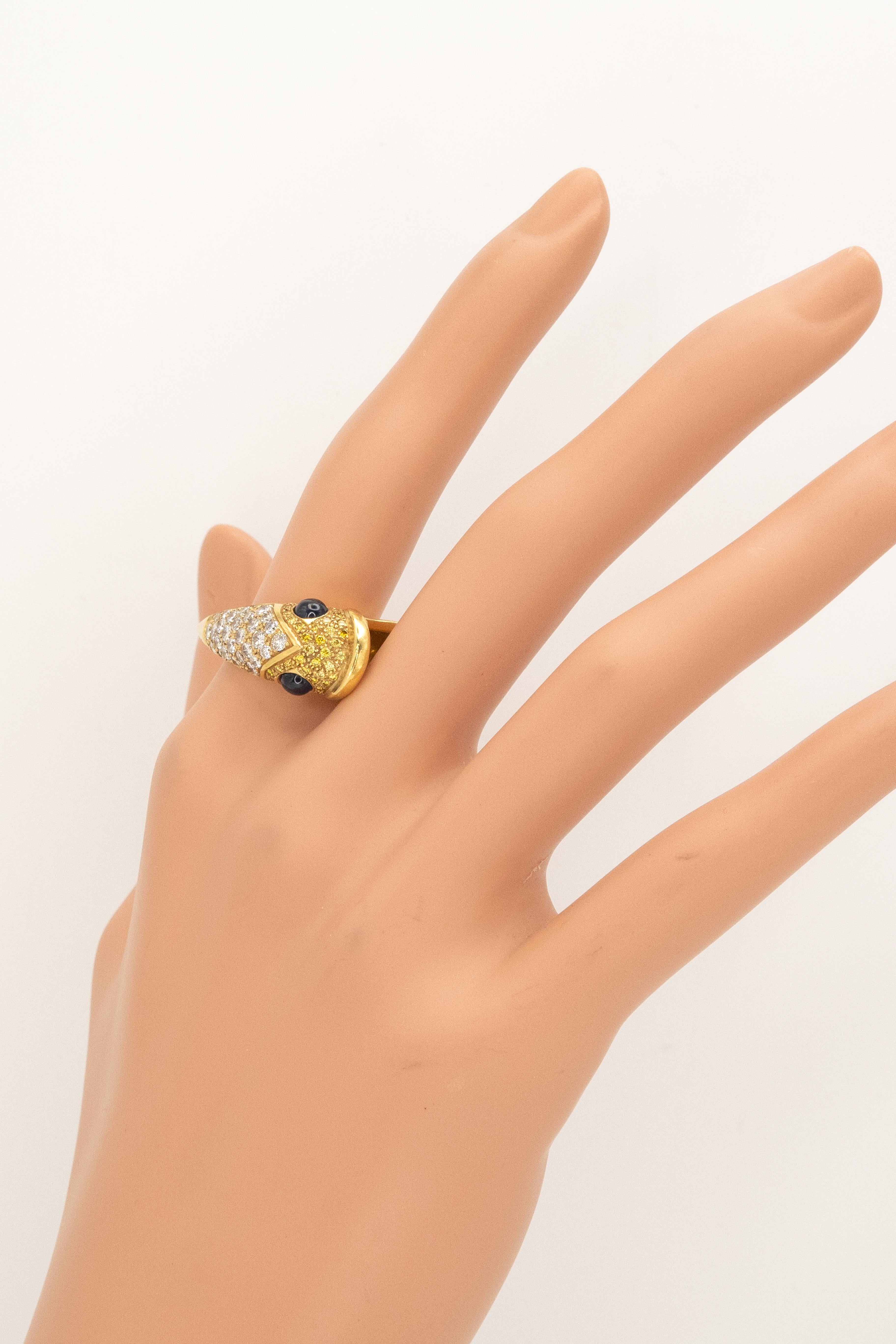 18K Gelbgold Diamant und gelber Diamant Saphir Fischmotiv Ring im Angebot 6