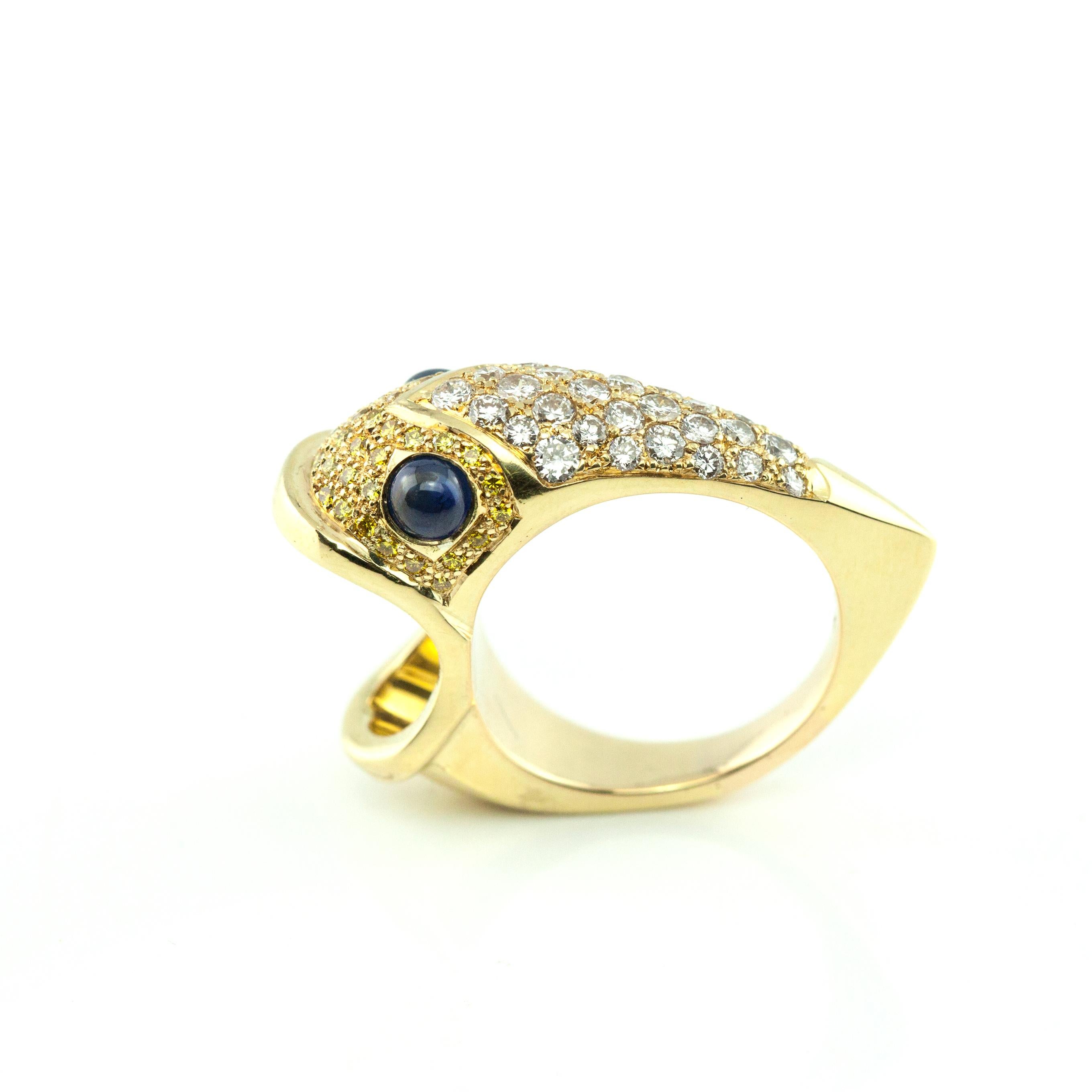 18K Gelbgold Diamant und gelber Diamant Saphir Fischmotiv Ring (Moderne) im Angebot