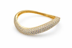 18K Yellow Gold Diamond Bangle Bracelet 15.00 Carats Total Weight