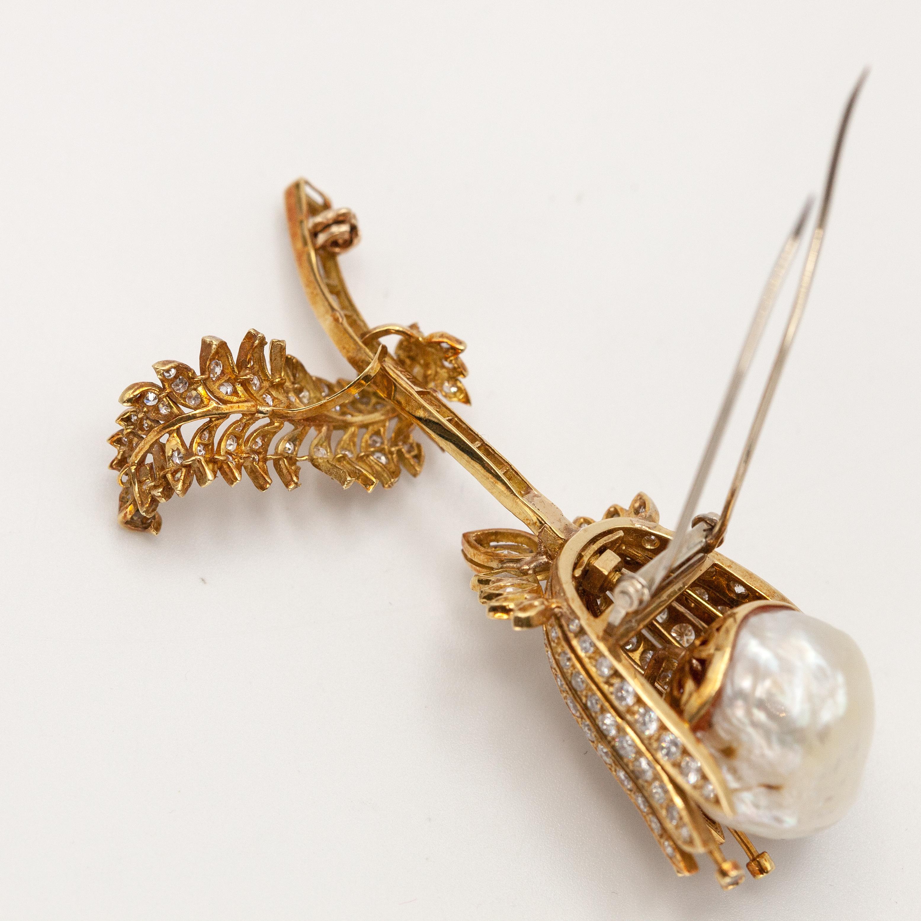 1960s 18K Yellow Gold Diamond Baroque Pearl Flower Fur Clip Brooch For Sale 2