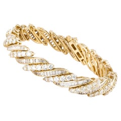 18K Yellow Gold Diamond Bracelet, 14 Carats, Late 20th Century