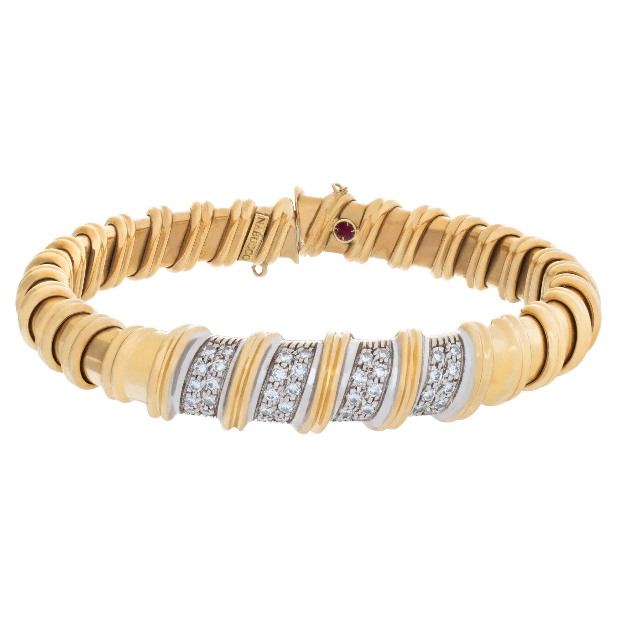 18k Yellow Gold Diamond Bracelet With Approximately 0.5 Carat Tdw For Sale