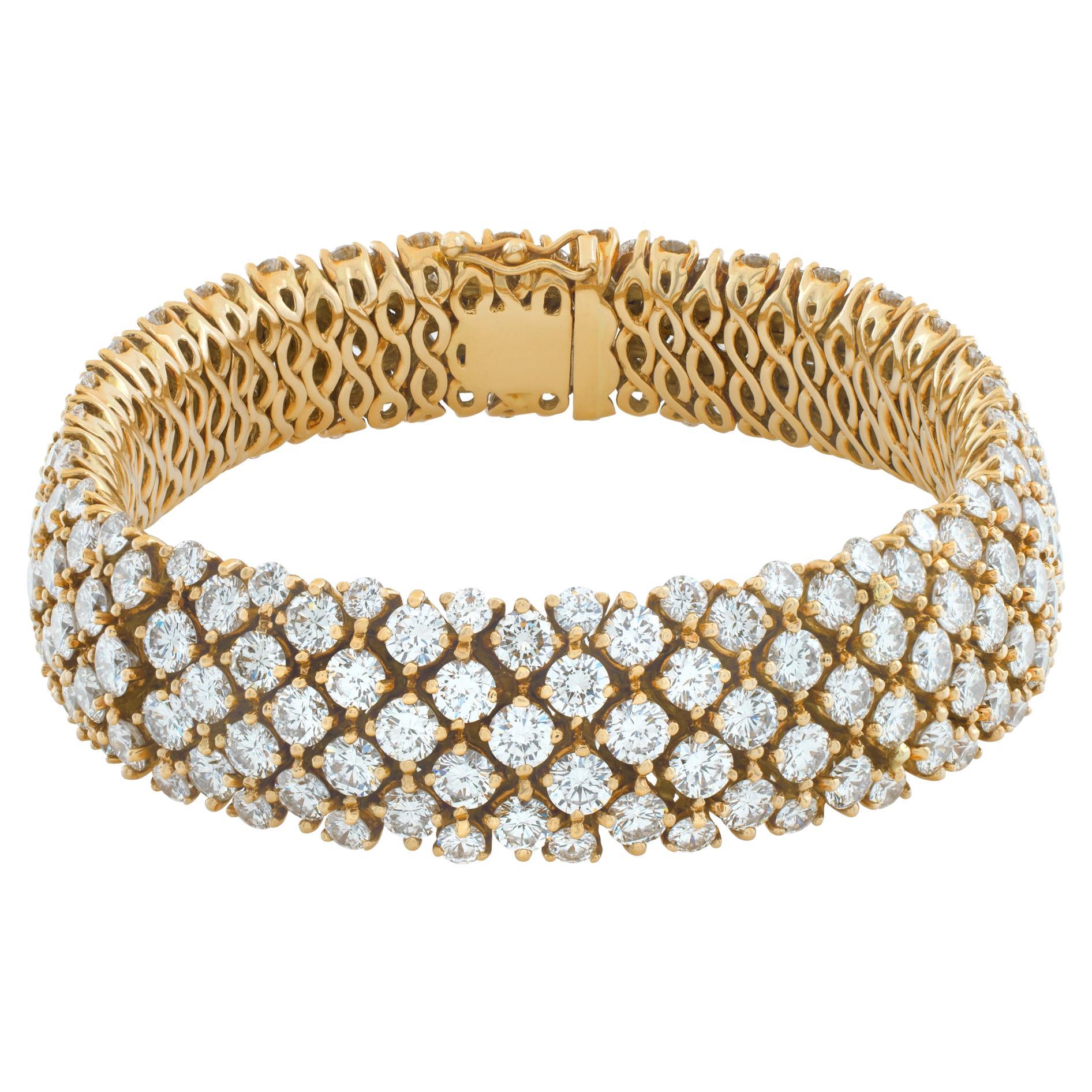 18k White Gold Link Bracelet with Round Brilliant Cut Diamonds, 29.78 ...