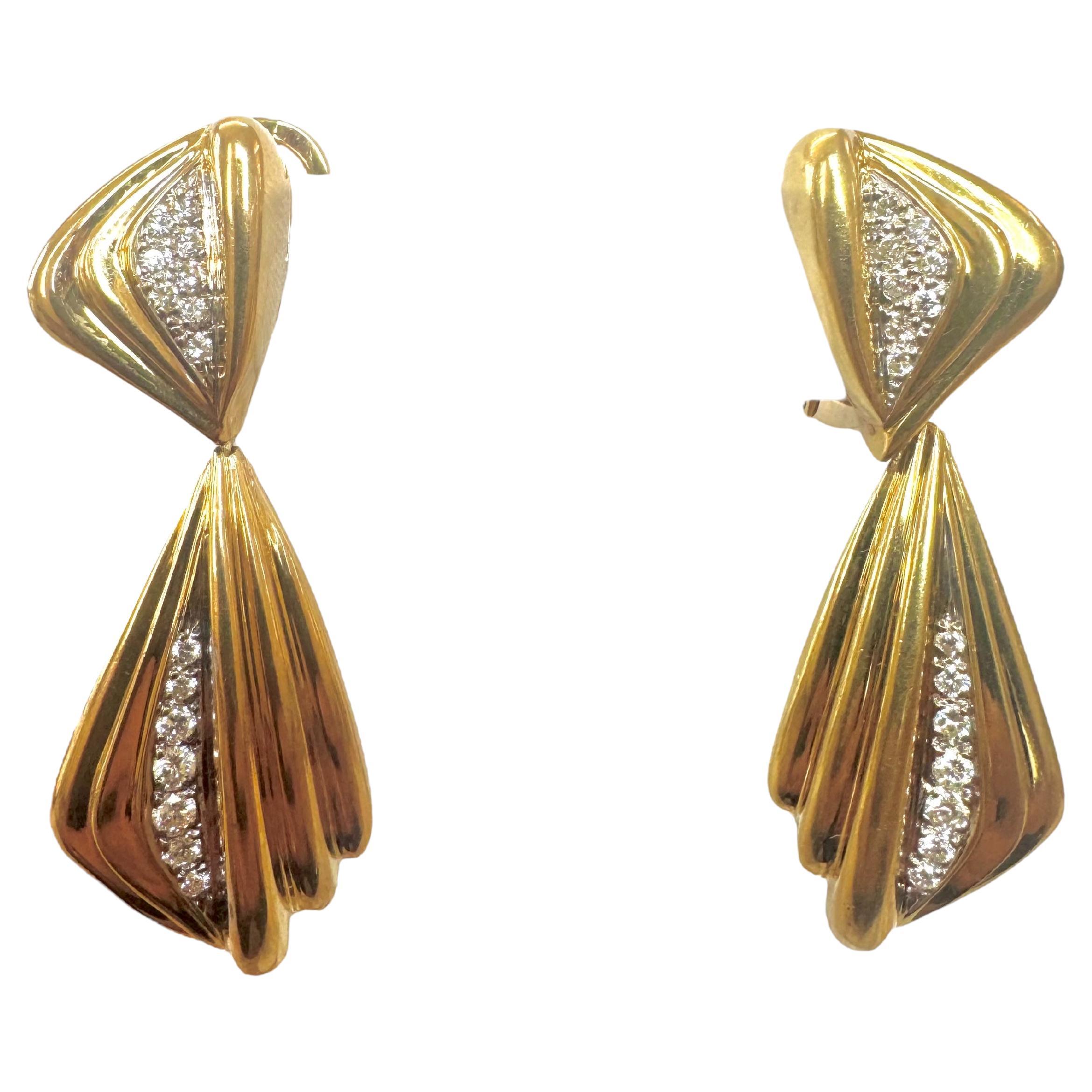 Orecchini a goccia con diamanti in oro giallo 18K