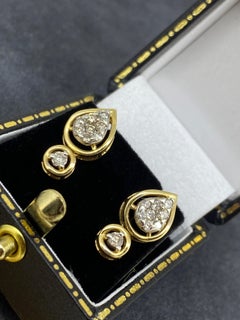 18K Yellow Gold & Diamond Cluster (0.60ct) 17mm Drop Earrings, Threaded Posts.