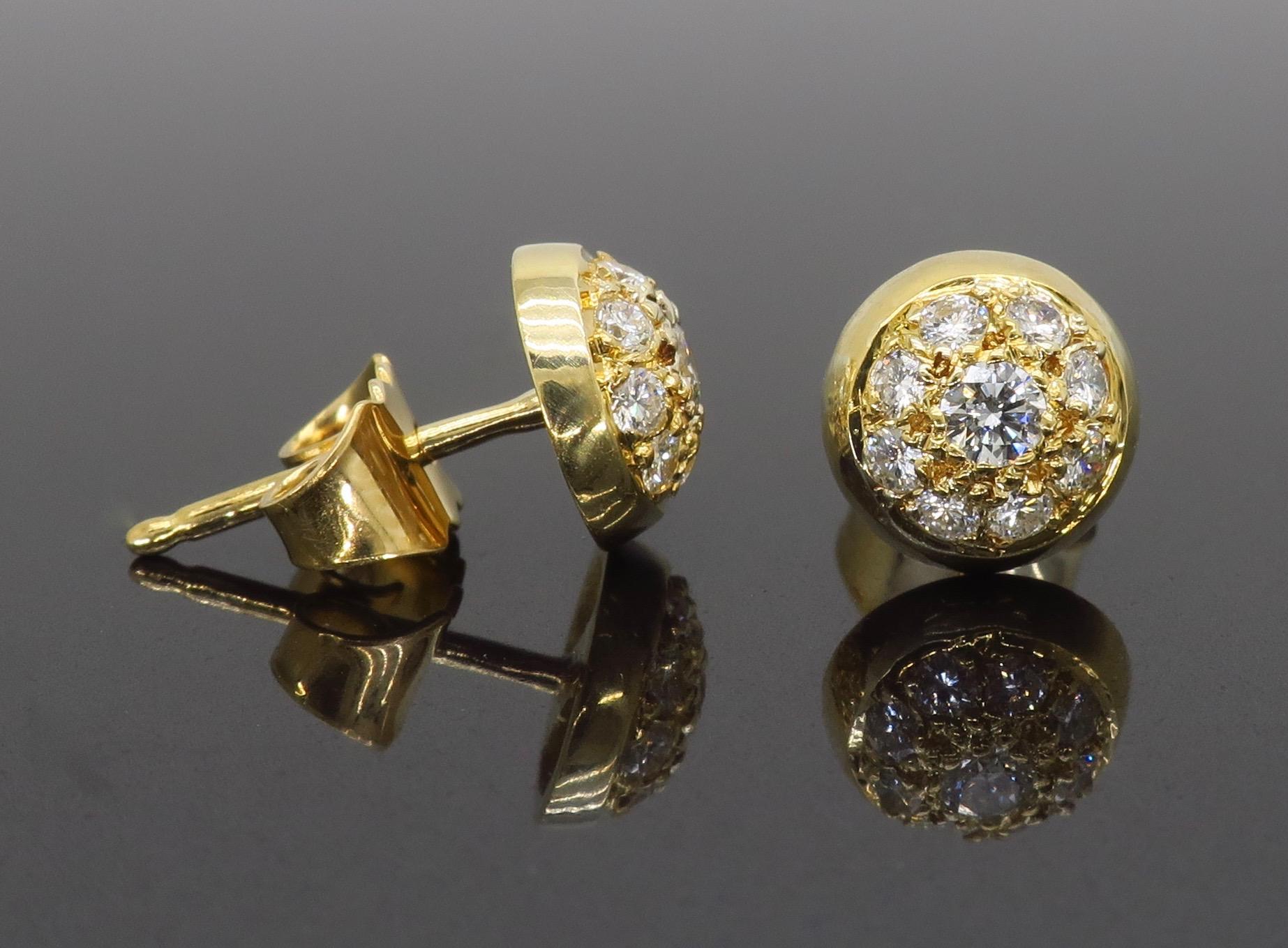18 Karat Gelbgold Diamant-Cluster-Ohrringe (Rundschliff) im Angebot