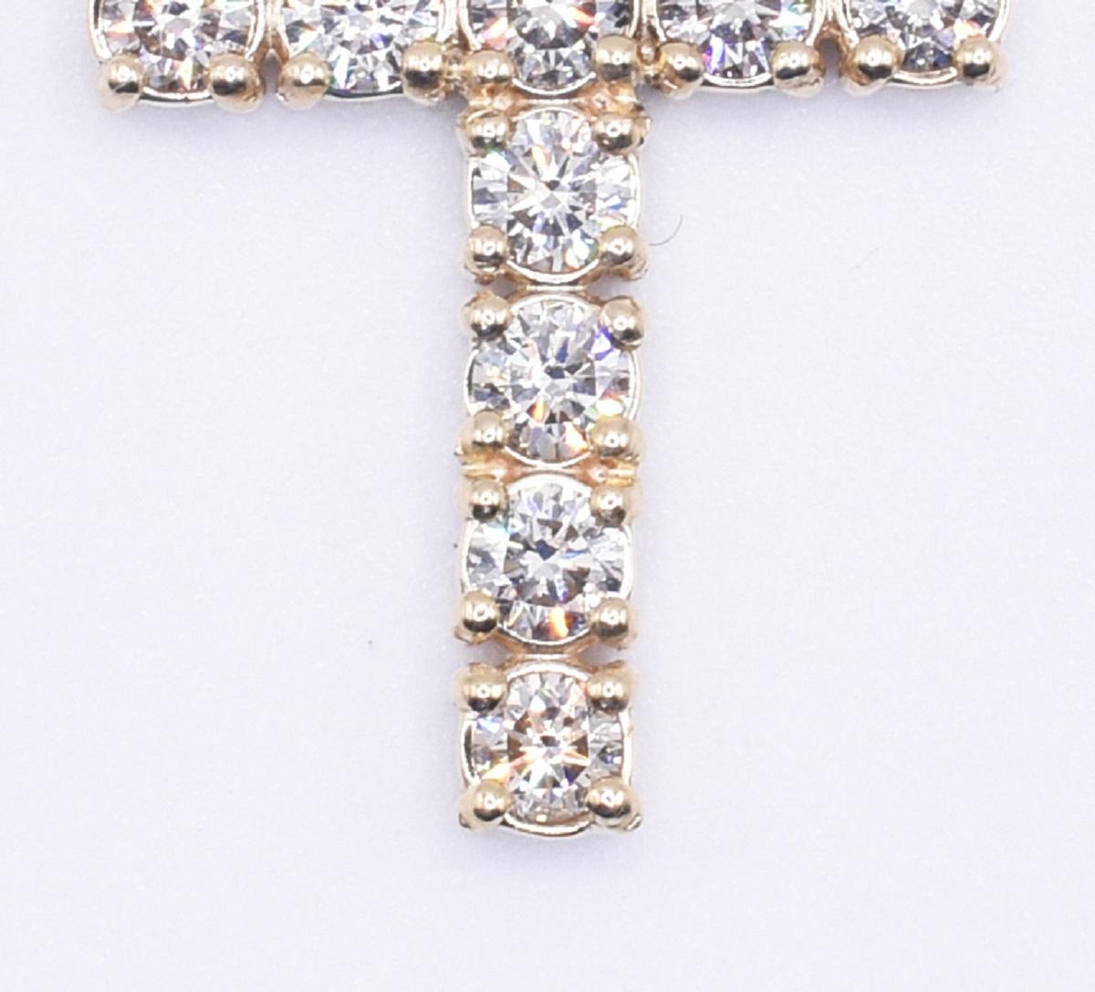 18k Yellow Gold & Diamond Cross Pendant For Sale 1