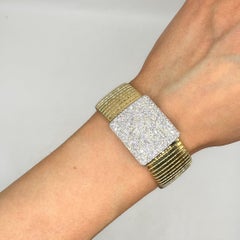 18K Yellow Gold Diamond Cuff Bracelet – 5.21CT Round Diamonds DB0082 SITJ