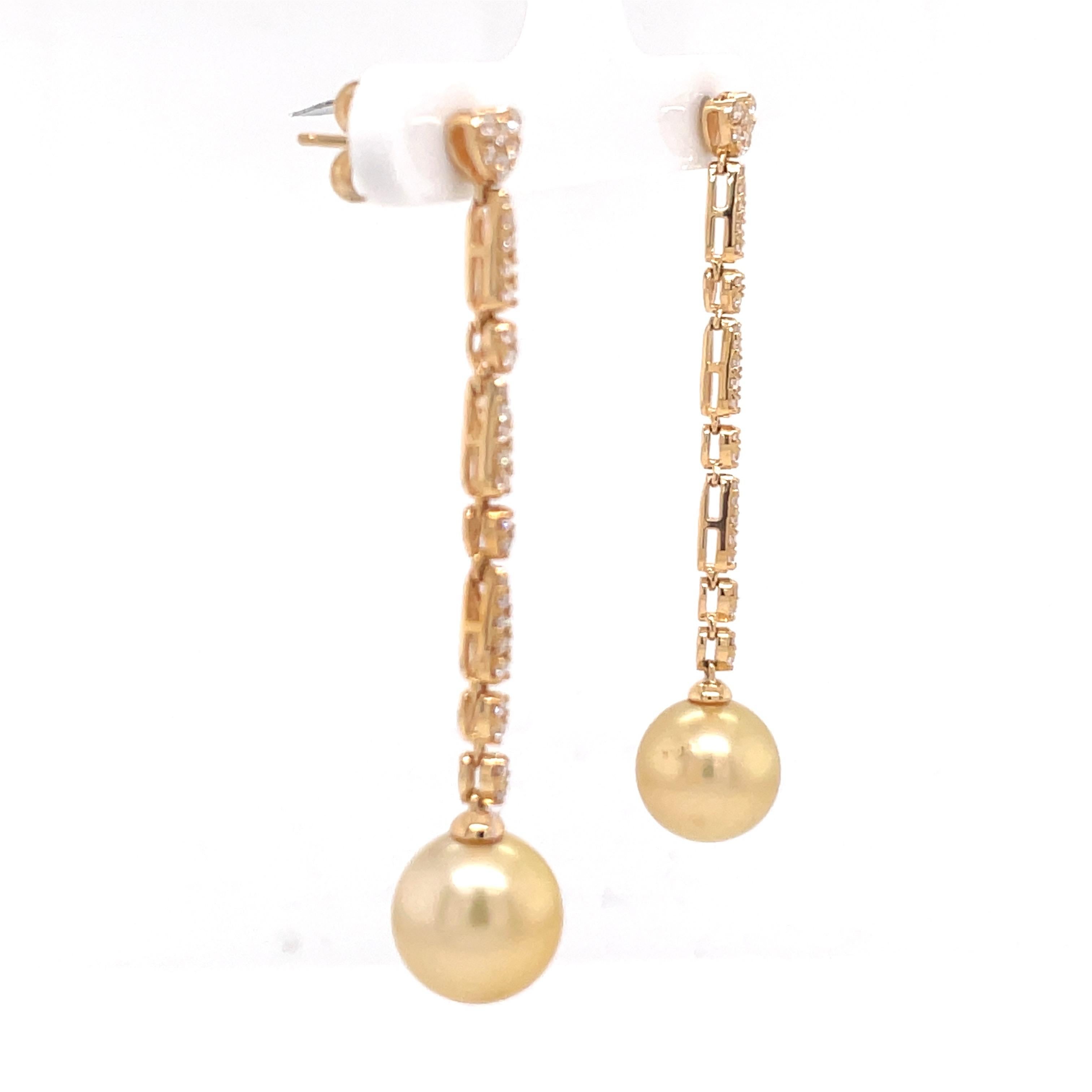18 Karat Gelbgold Diamant-Ohrringe und goldene Perlen im Zustand „Neu“ im Angebot in New York, NY