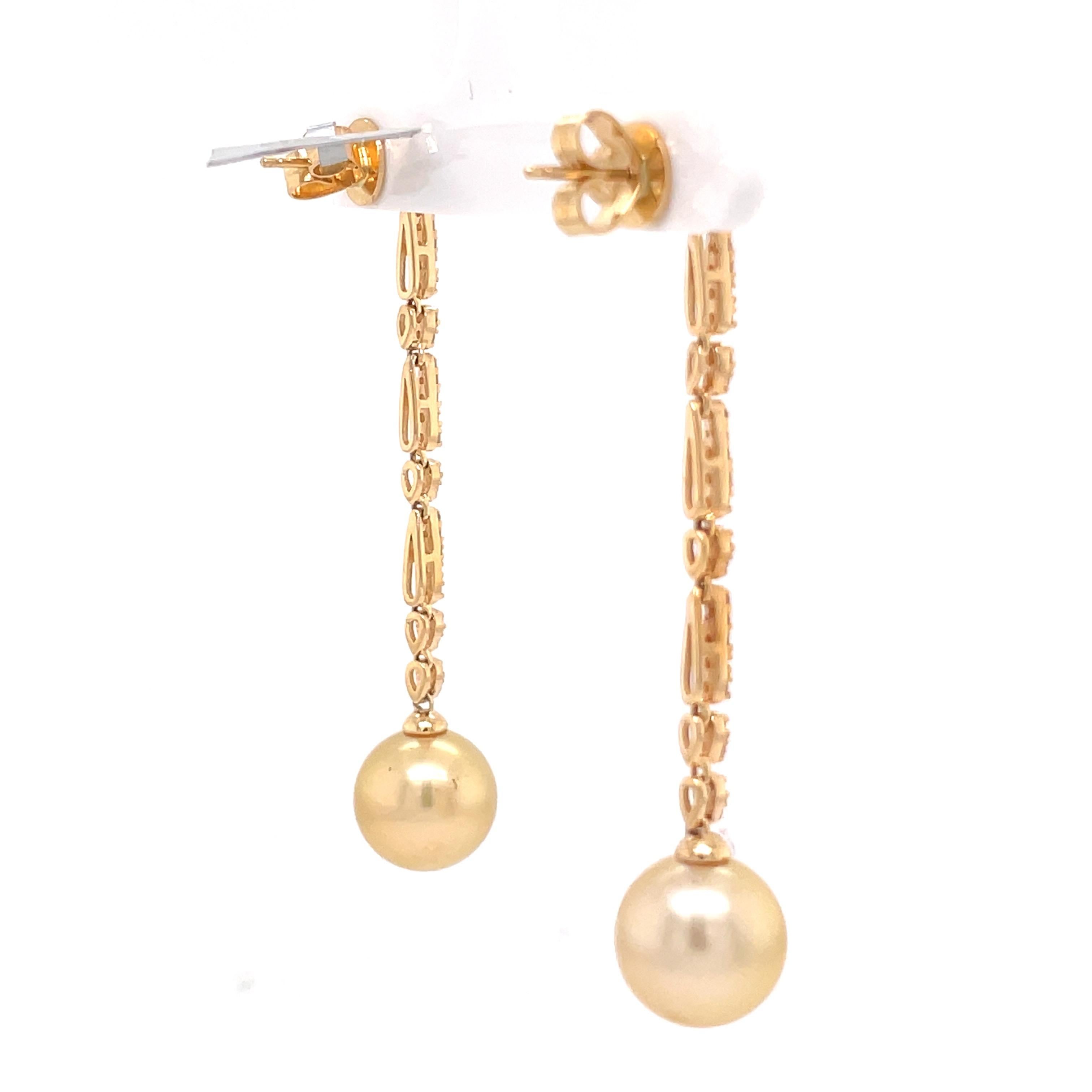 18 Karat Gelbgold Diamant-Ohrringe und goldene Perlen im Angebot 3
