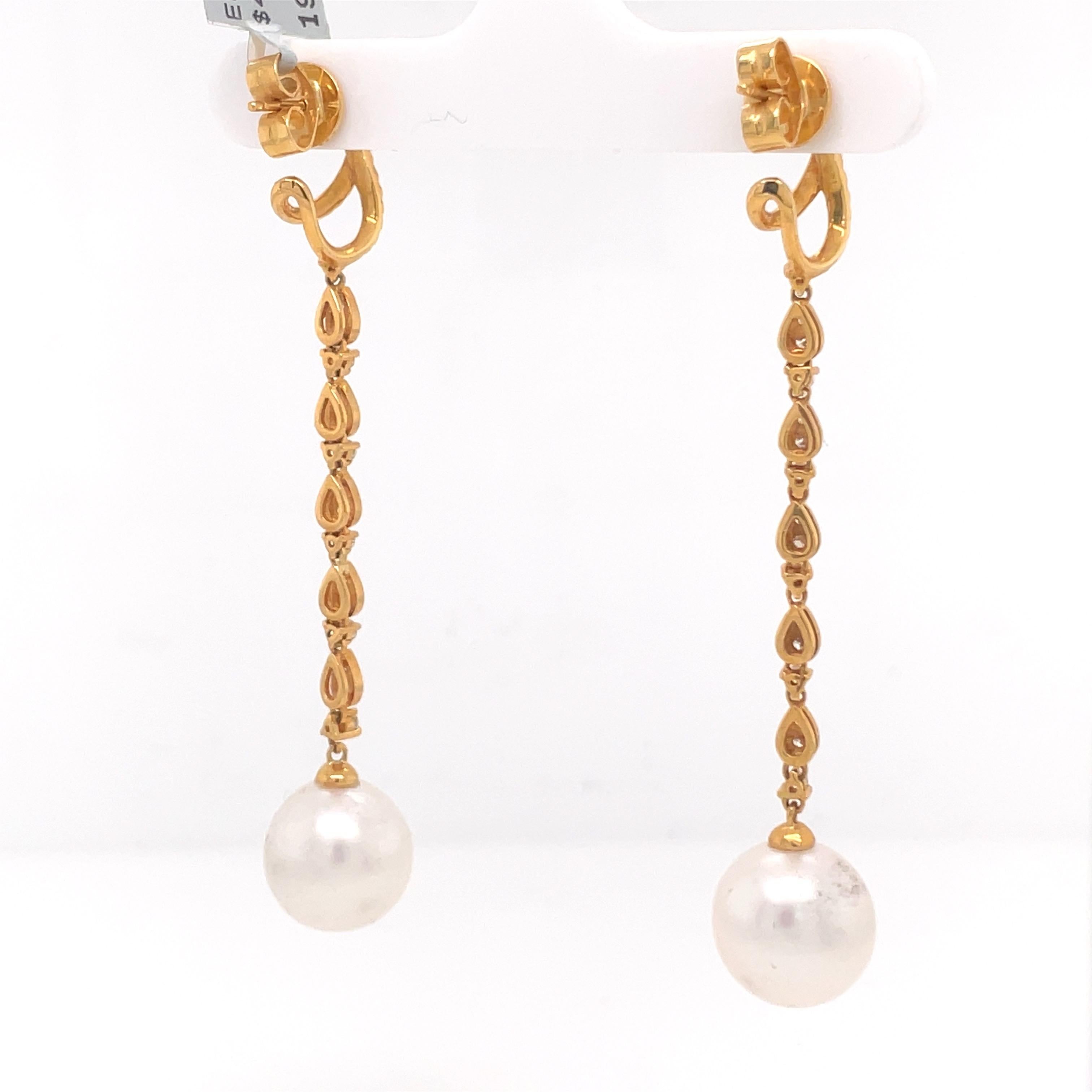 18k Yellow Gold Diamond Dangle Earrings and South Sea Pearl For Sale 2