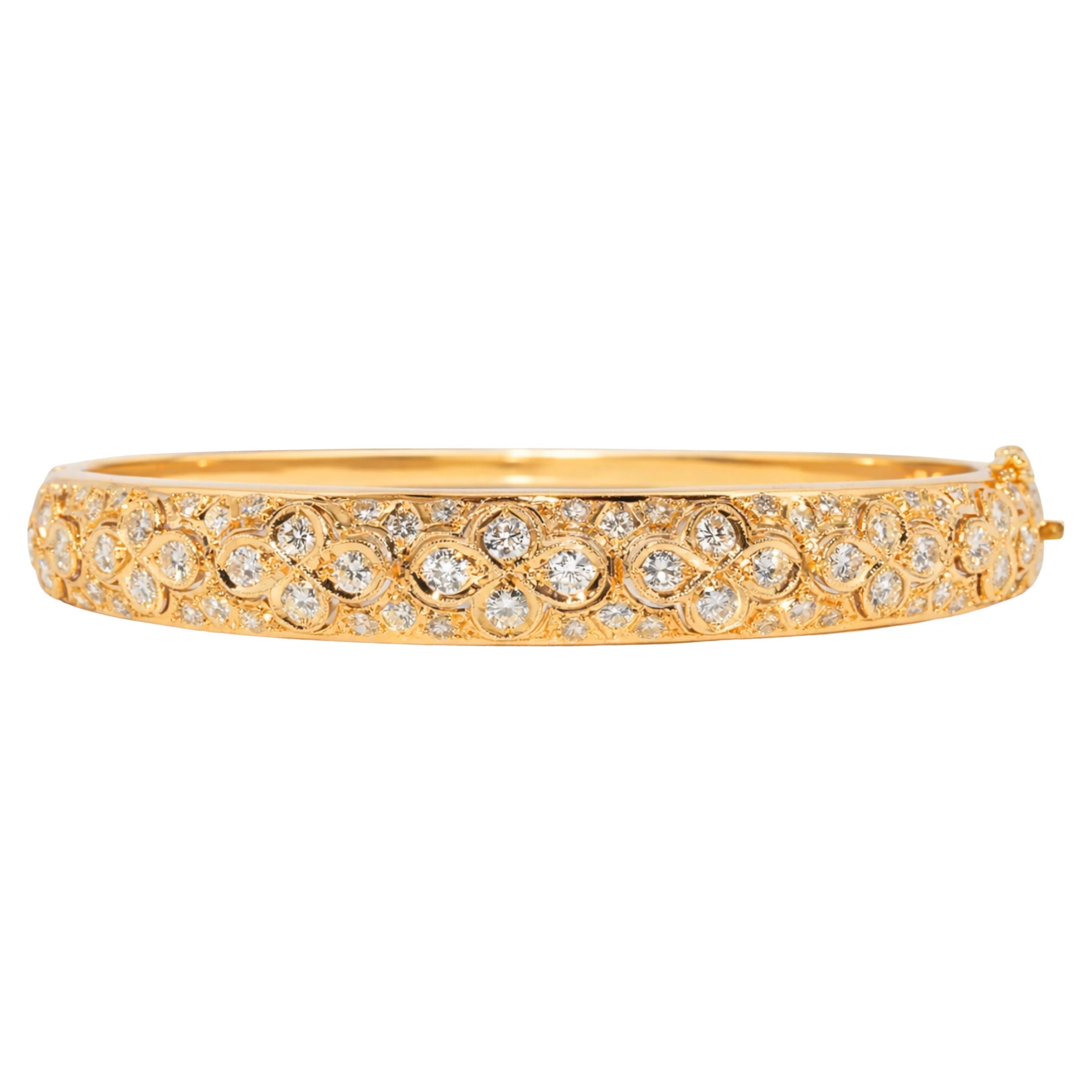 18K Yellow Gold Diamond Decorated Bangle Bracelet – 3.50 Carats