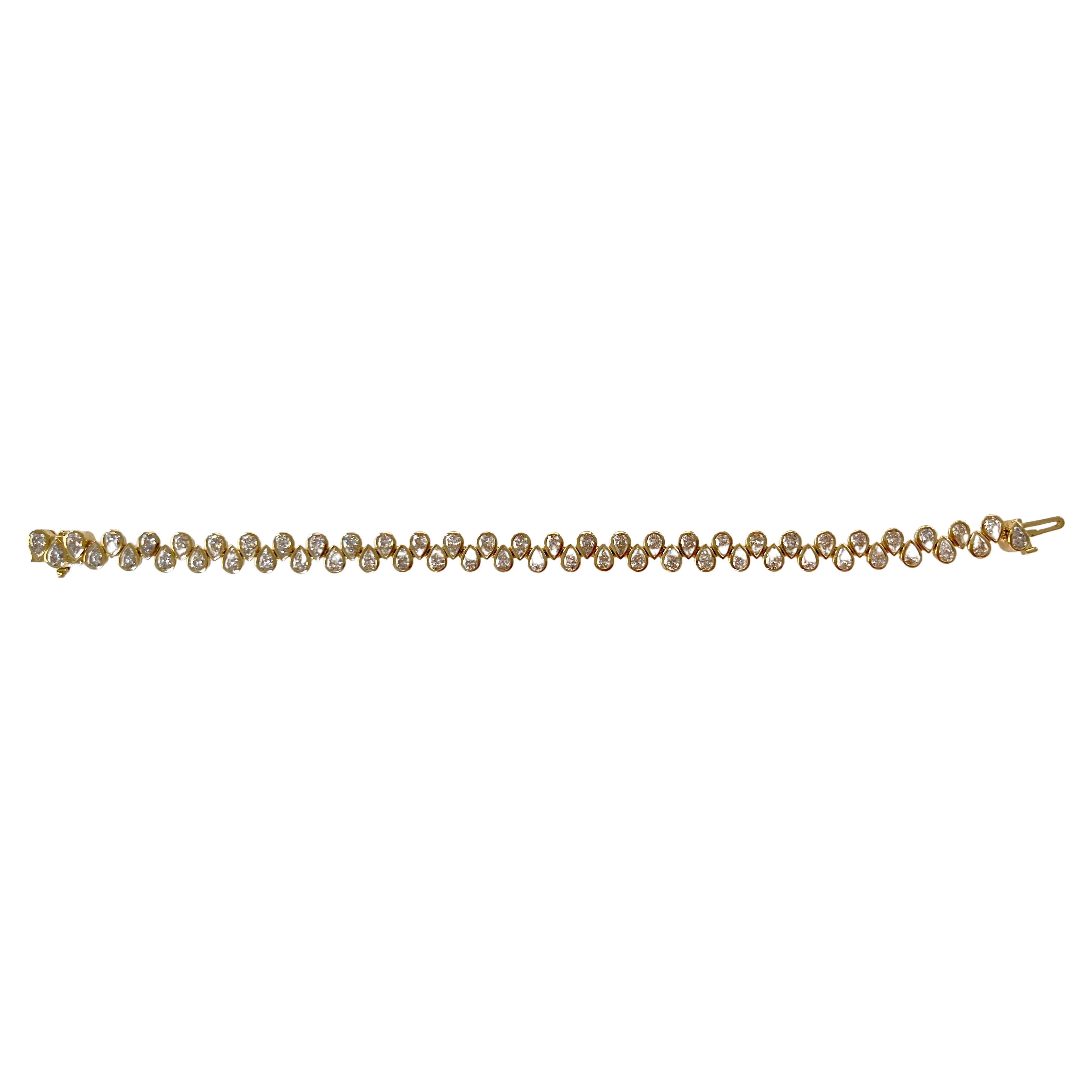 Women's or Men's 18k Yellow Gold Diamond Double Pear Shape Tennis Bracelet For Sale