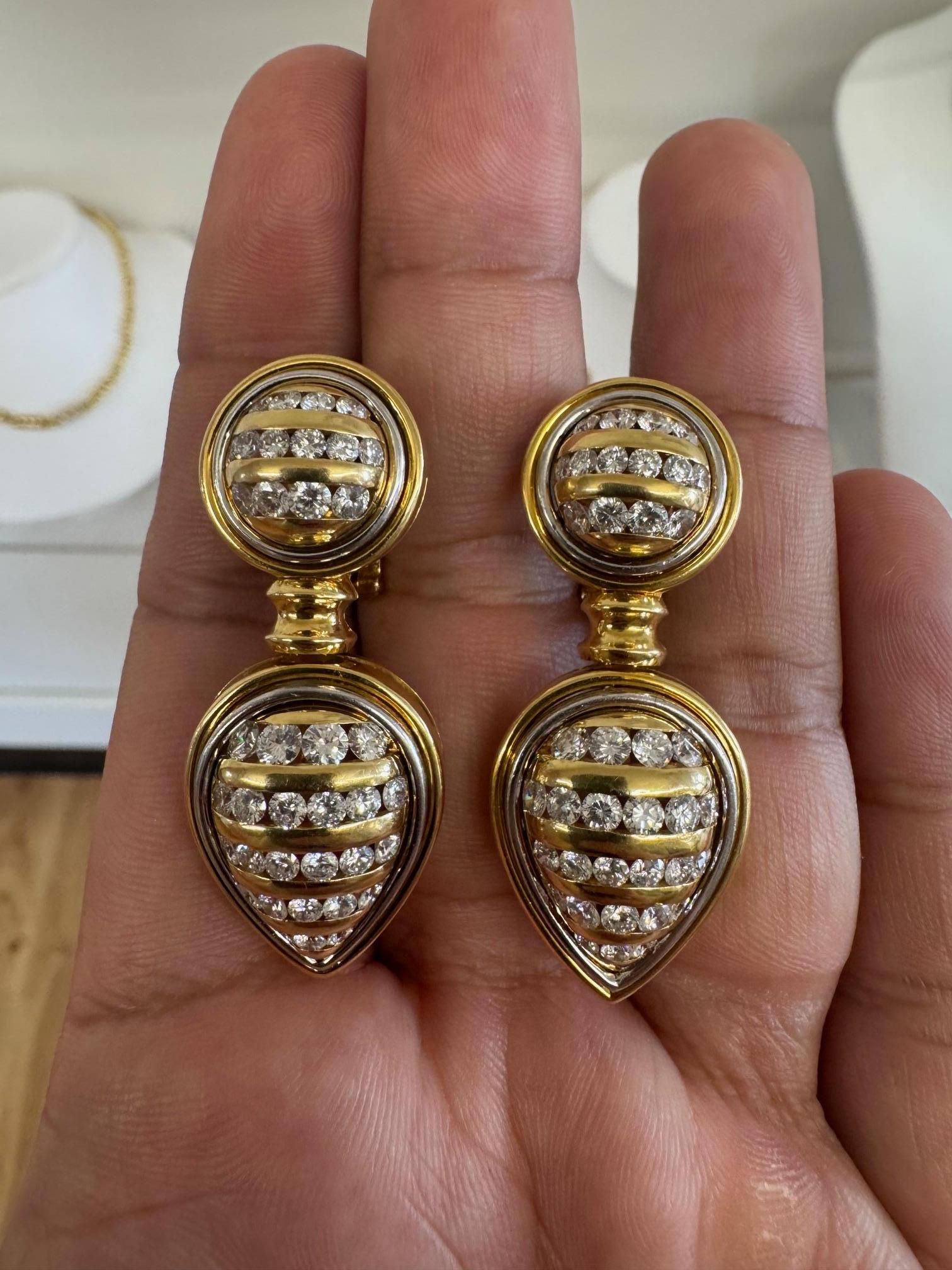 Boucles d'oreilles clips en or jaune 18K et diamants en vente 1