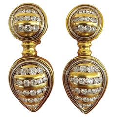 Orecchini a goccia in oro giallo 18K e diamanti