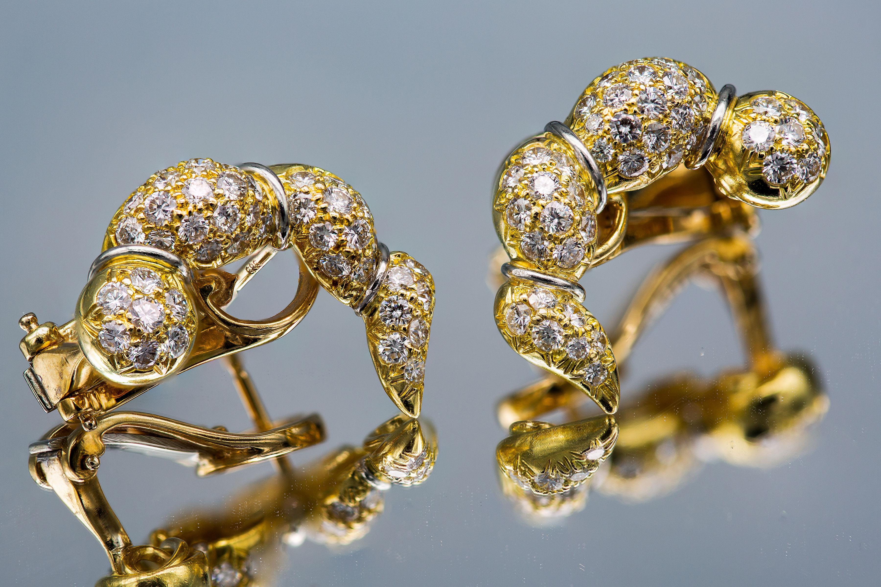 18k Yellow Gold Diamond Earrings For Sale 5