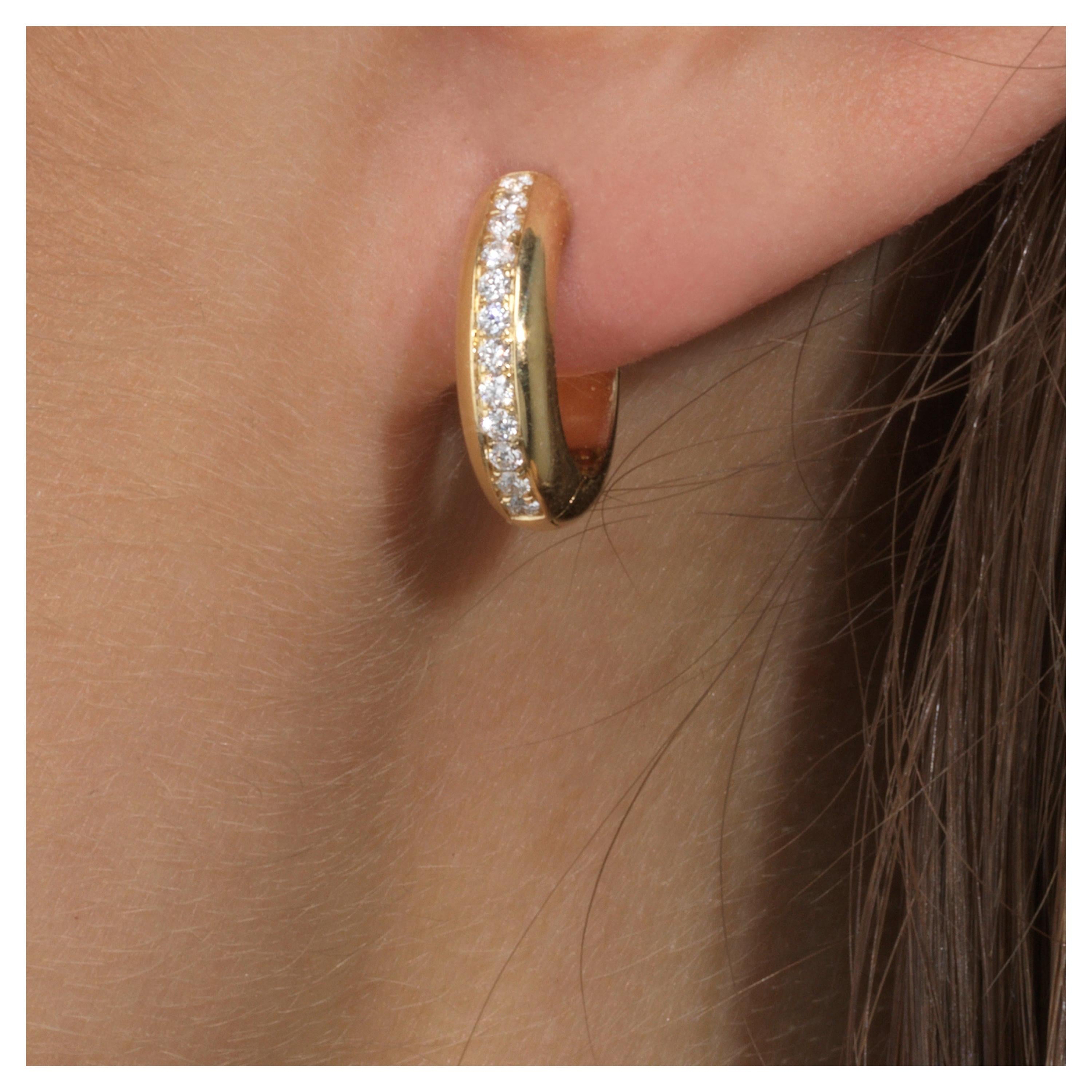 Modern 18K Yellow Gold Diamond Earrings For Sale