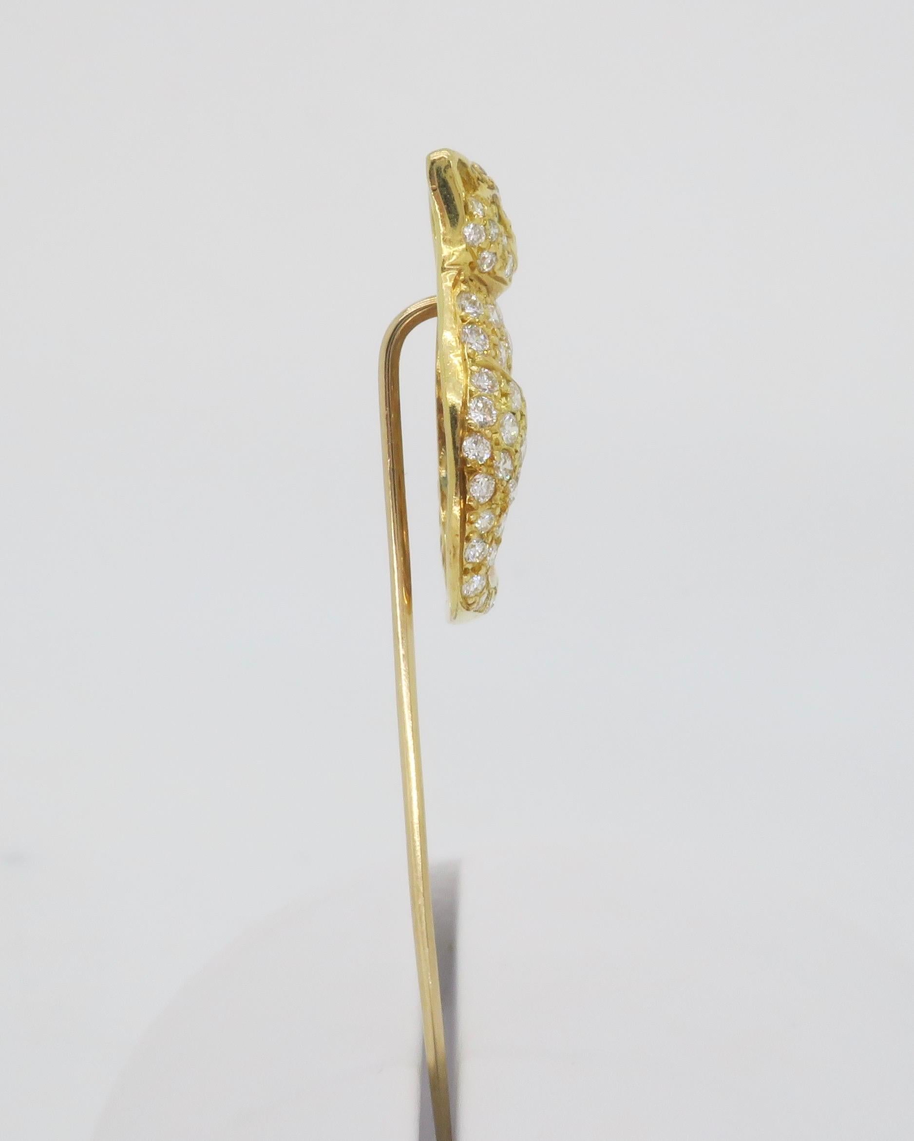 18k Yellow Gold Diamond & Emerald Cat Stick Pin In Excellent Condition In Webster, NY