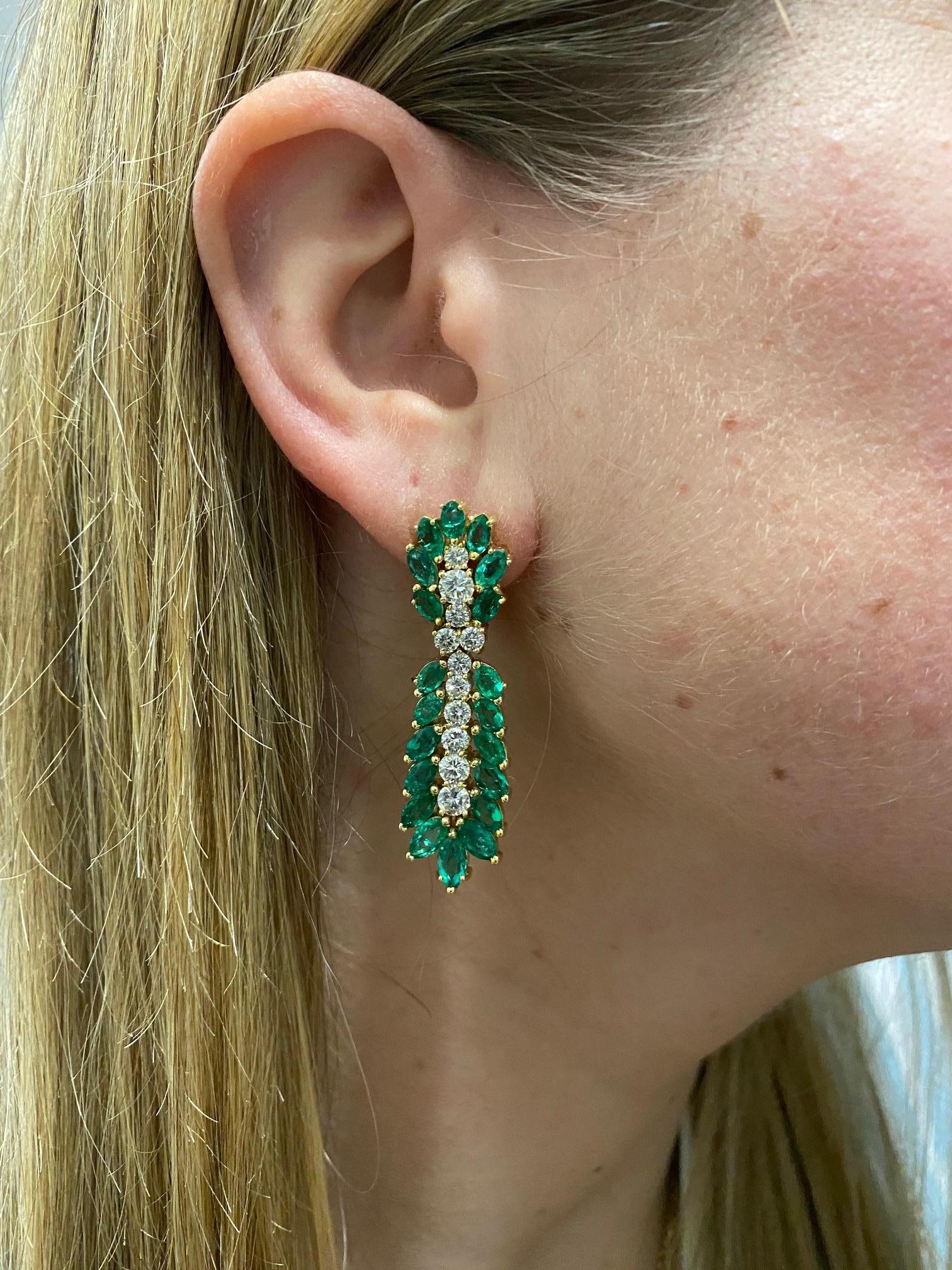 Women's 18 Karat Yellow Gold Diamond and Emerald Dangle Drop Earrings